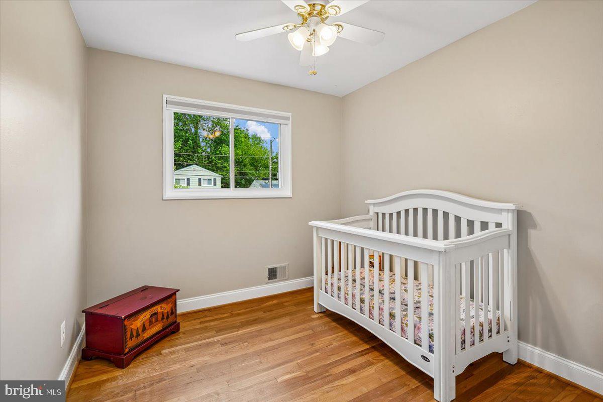 NEWPORT HILLS - Residential
