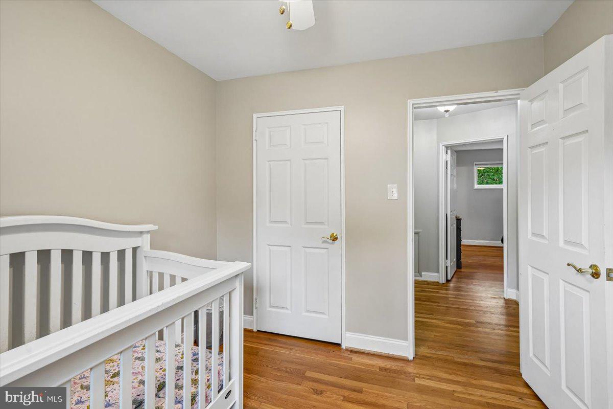 NEWPORT HILLS - Residential