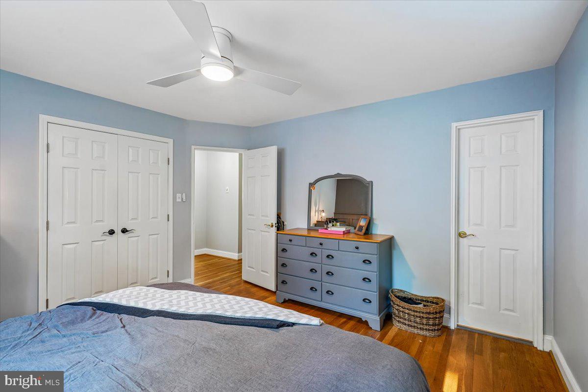 NEWPORT HILLS - Residential