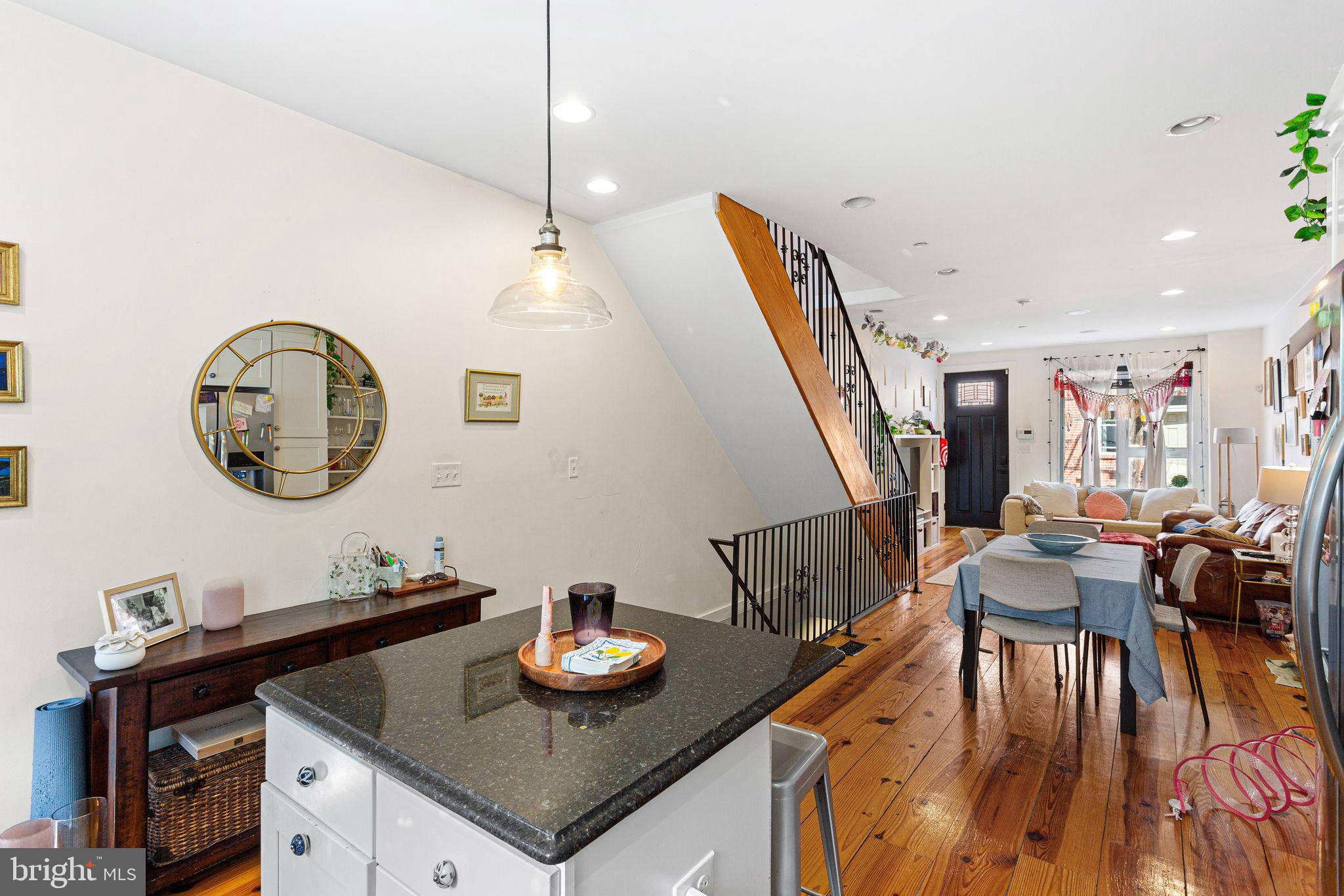 POINT BREEZE - Residential
