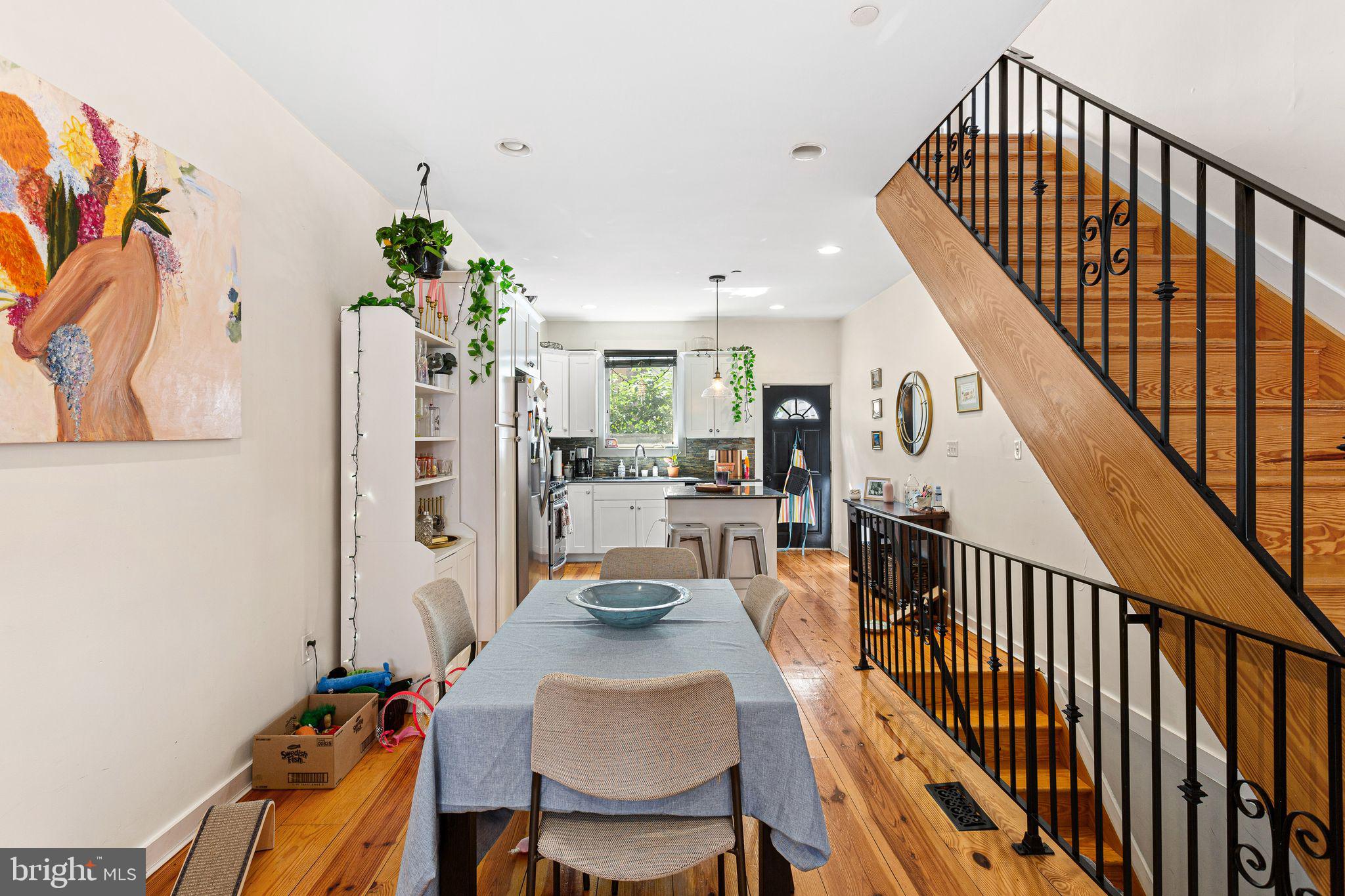 POINT BREEZE - Residential