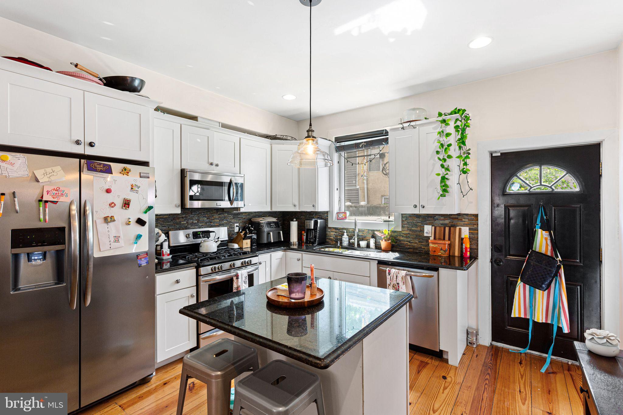 POINT BREEZE - Residential