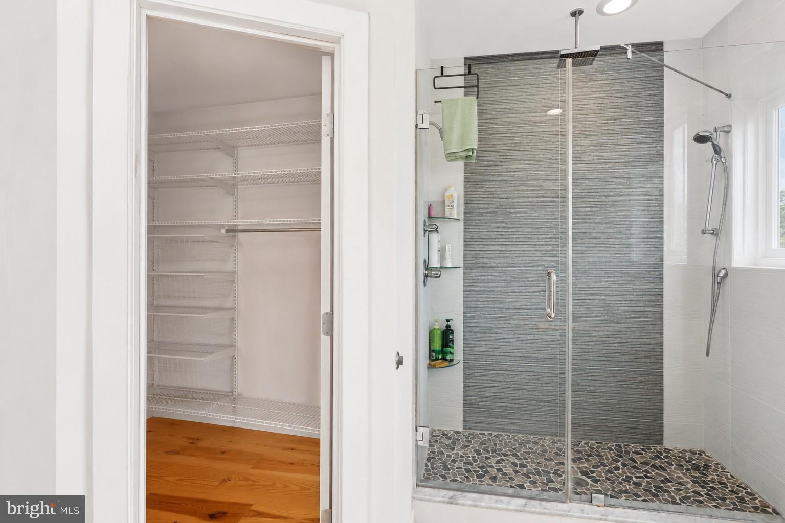 POINT BREEZE - Residential