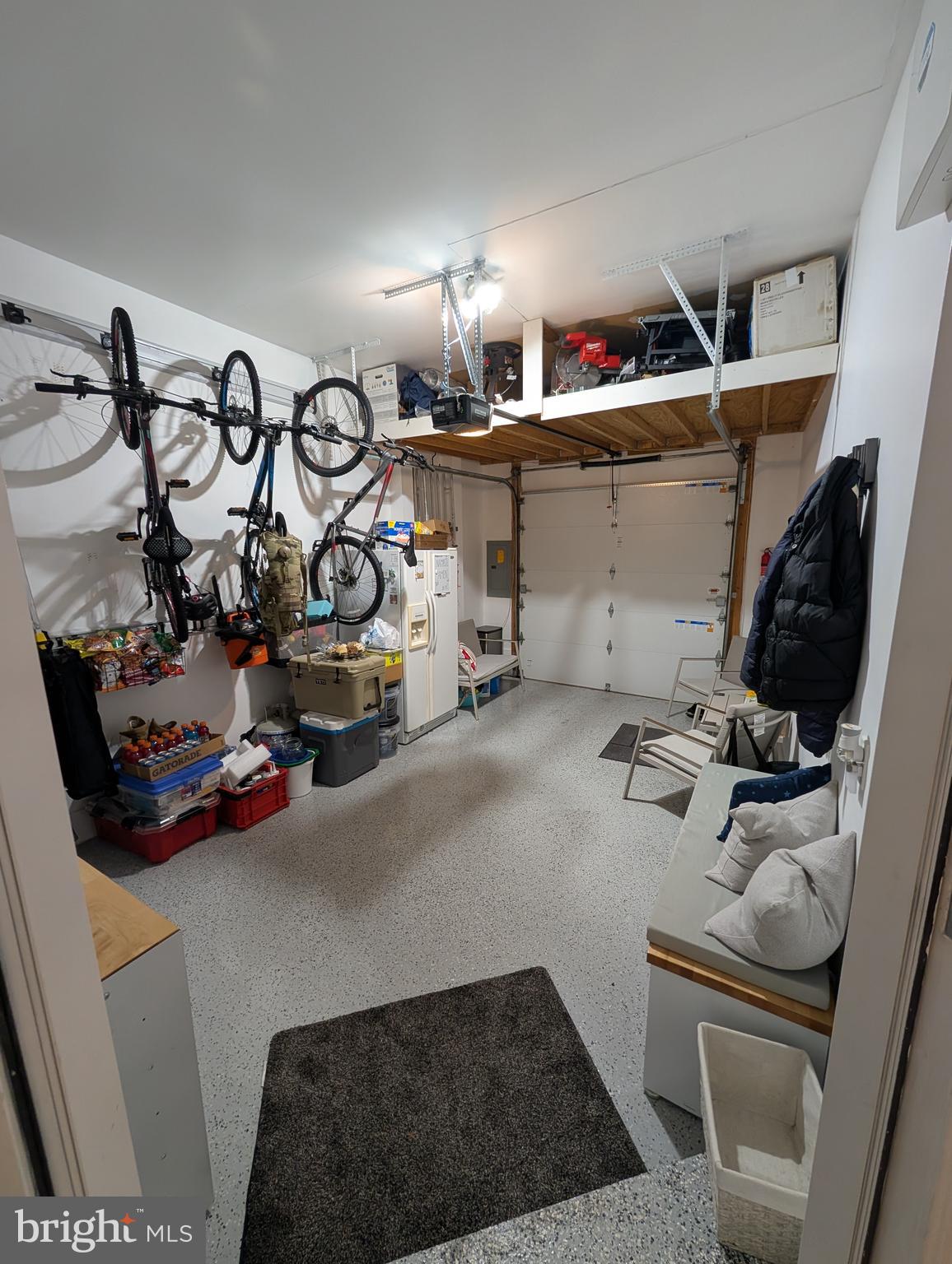 CLARKS CROSSING - Residential Lease