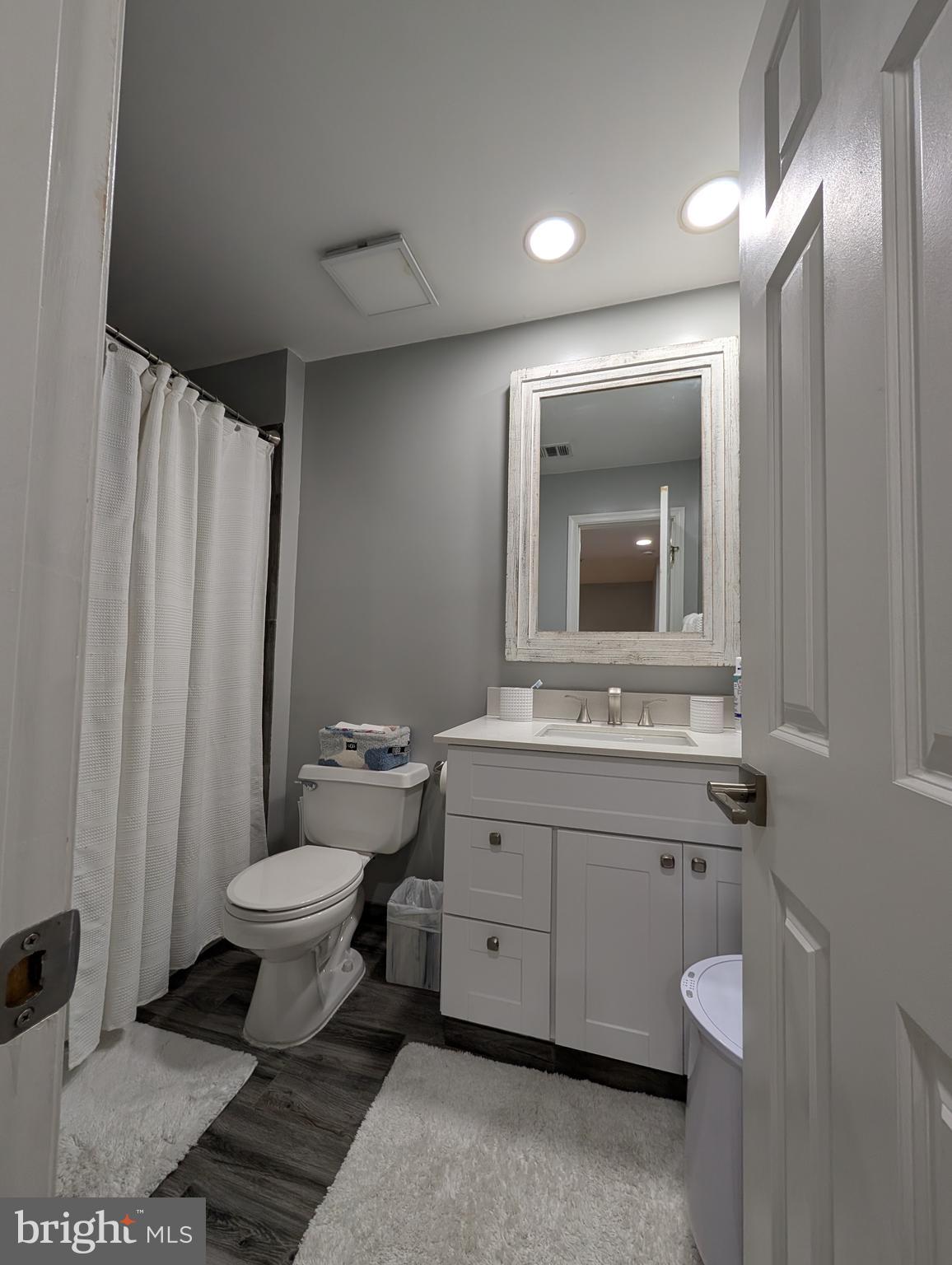 CLARKS CROSSING - Residential Lease