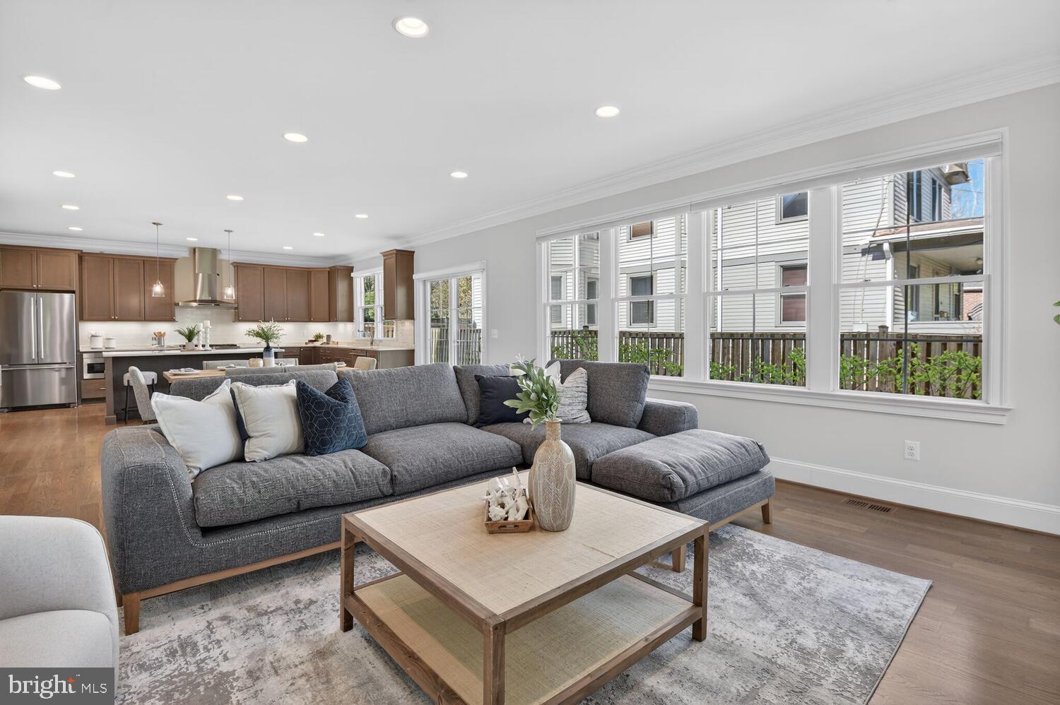 LIVINGSTON HEIGHTS - Residential