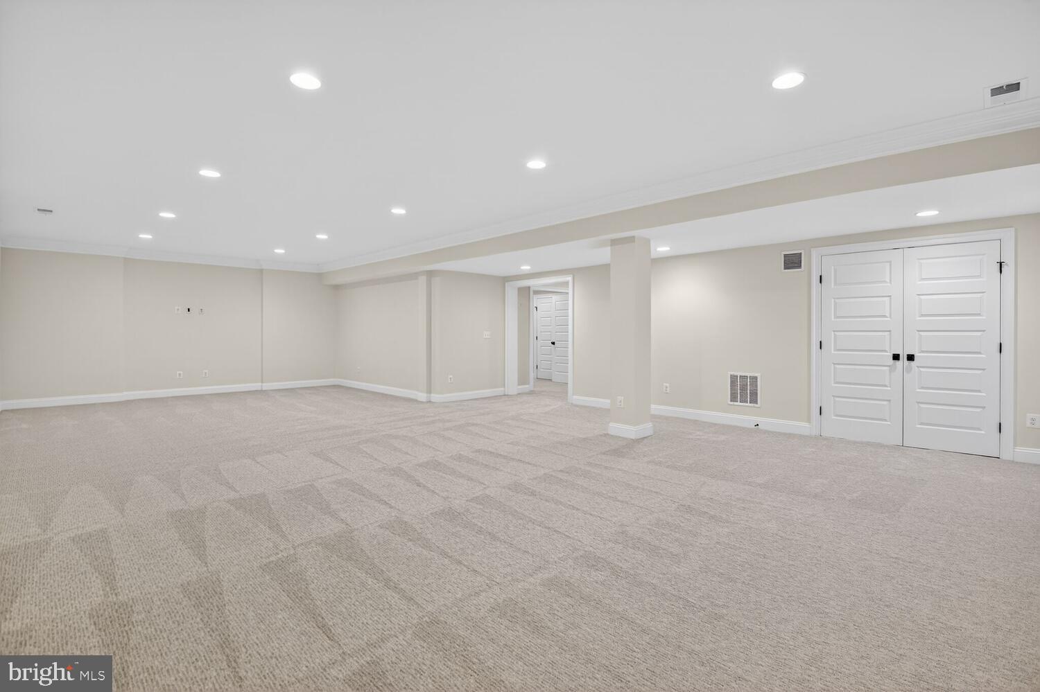 LIVINGSTON HEIGHTS - Residential