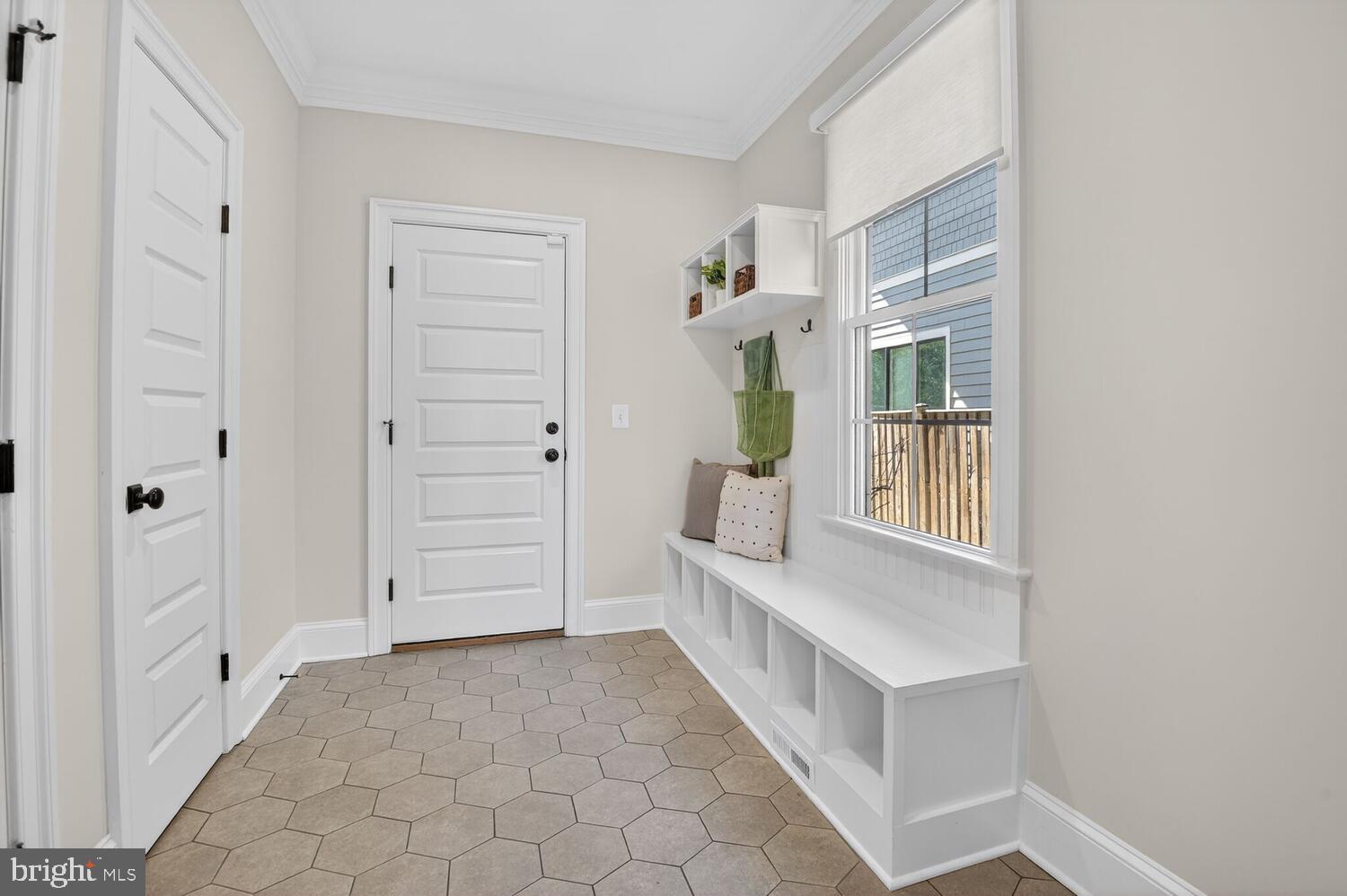 LIVINGSTON HEIGHTS - Residential