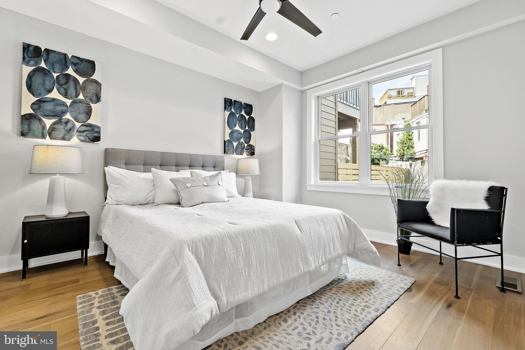PASSYUNK SQUARE - Residential