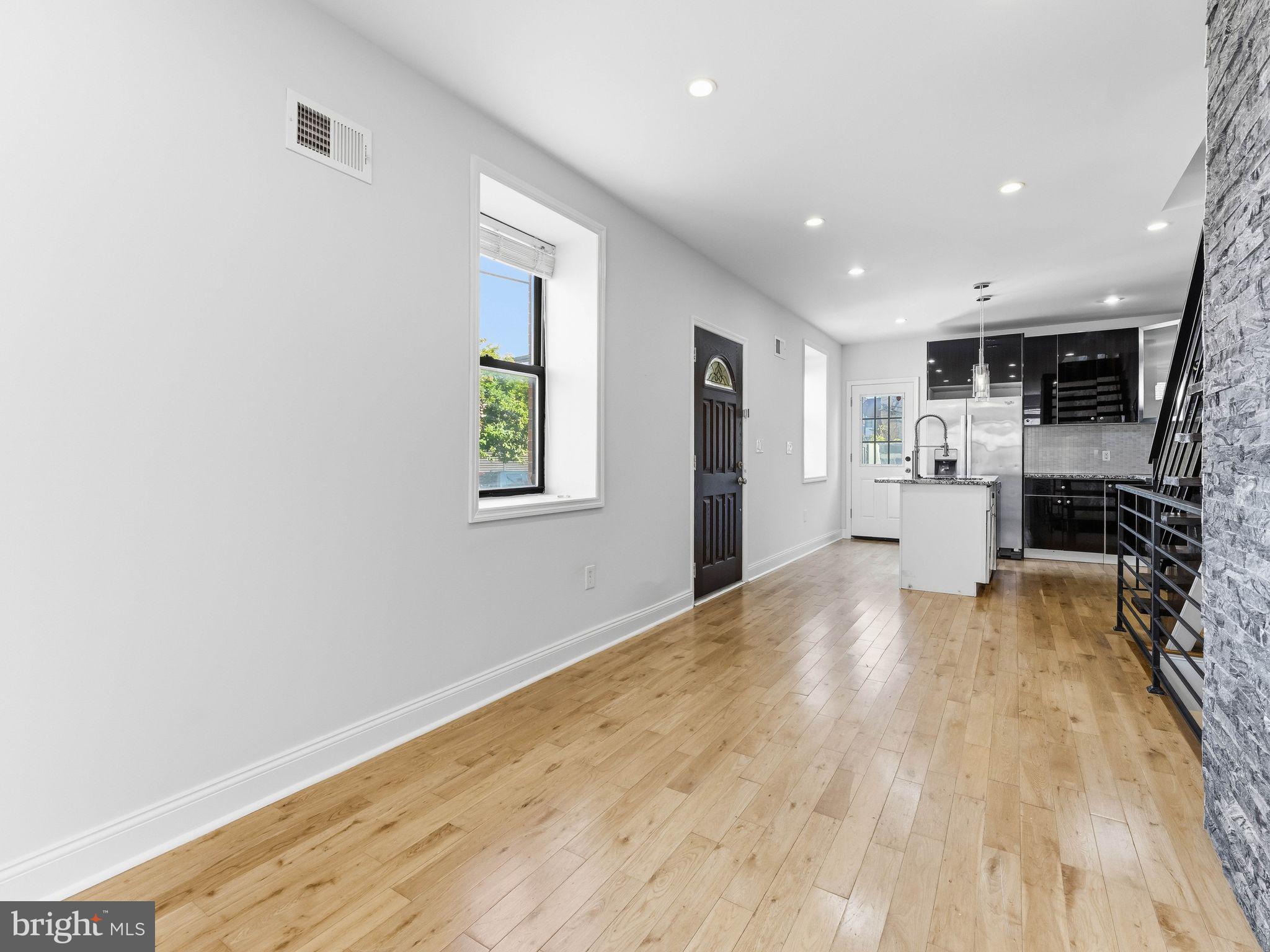 POINT BREEZE - Residential