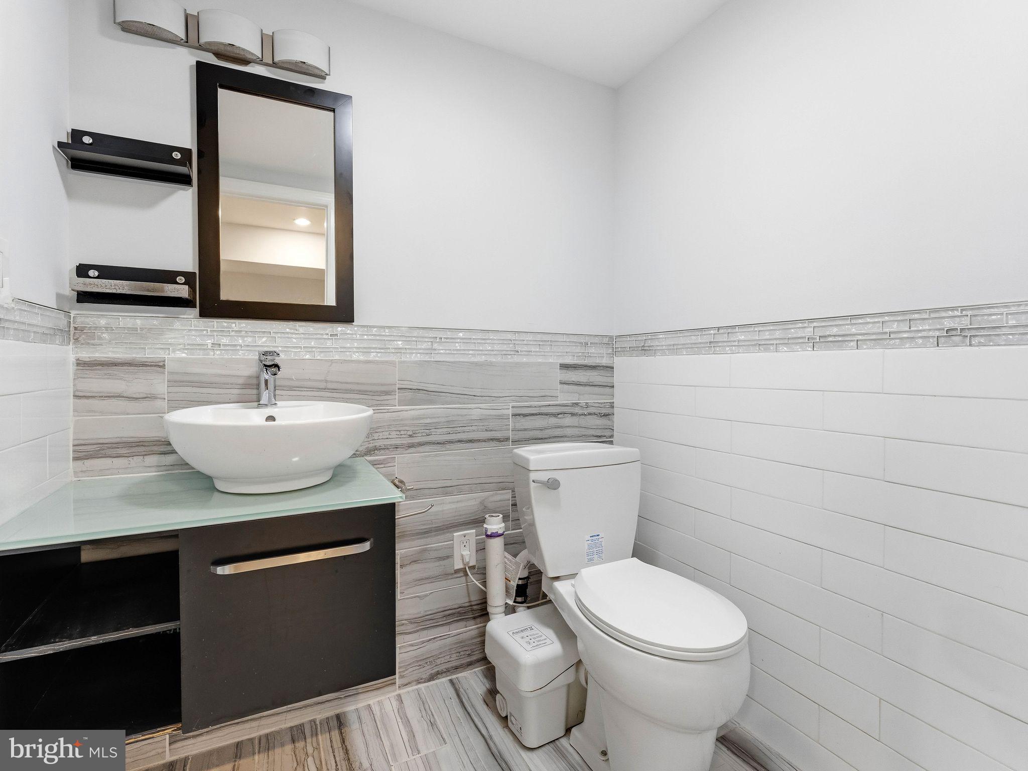 POINT BREEZE - Residential
