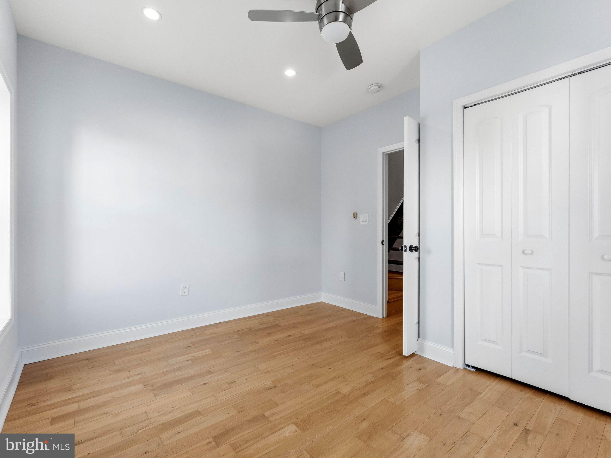 POINT BREEZE - Residential