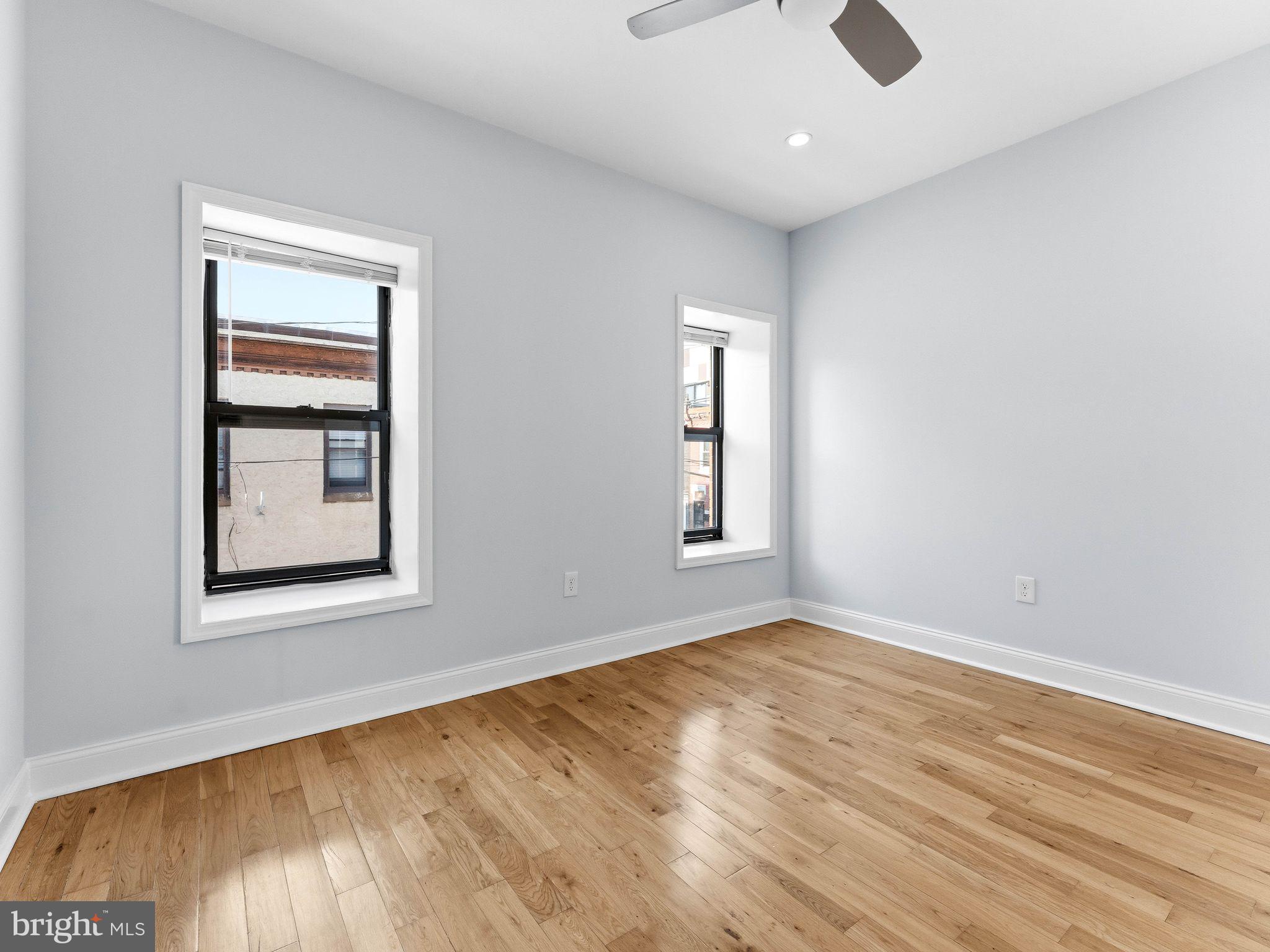 POINT BREEZE - Residential