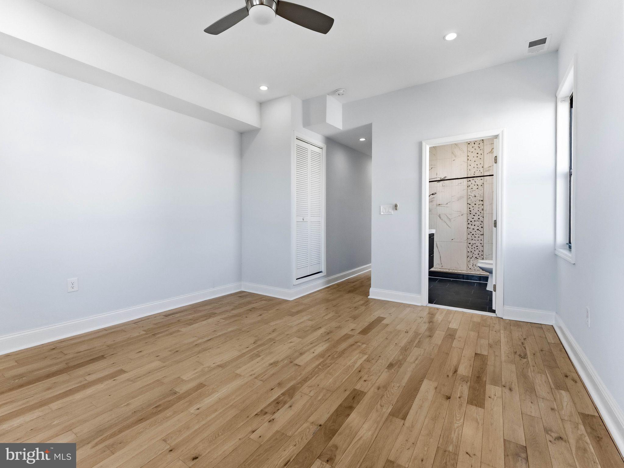 POINT BREEZE - Residential