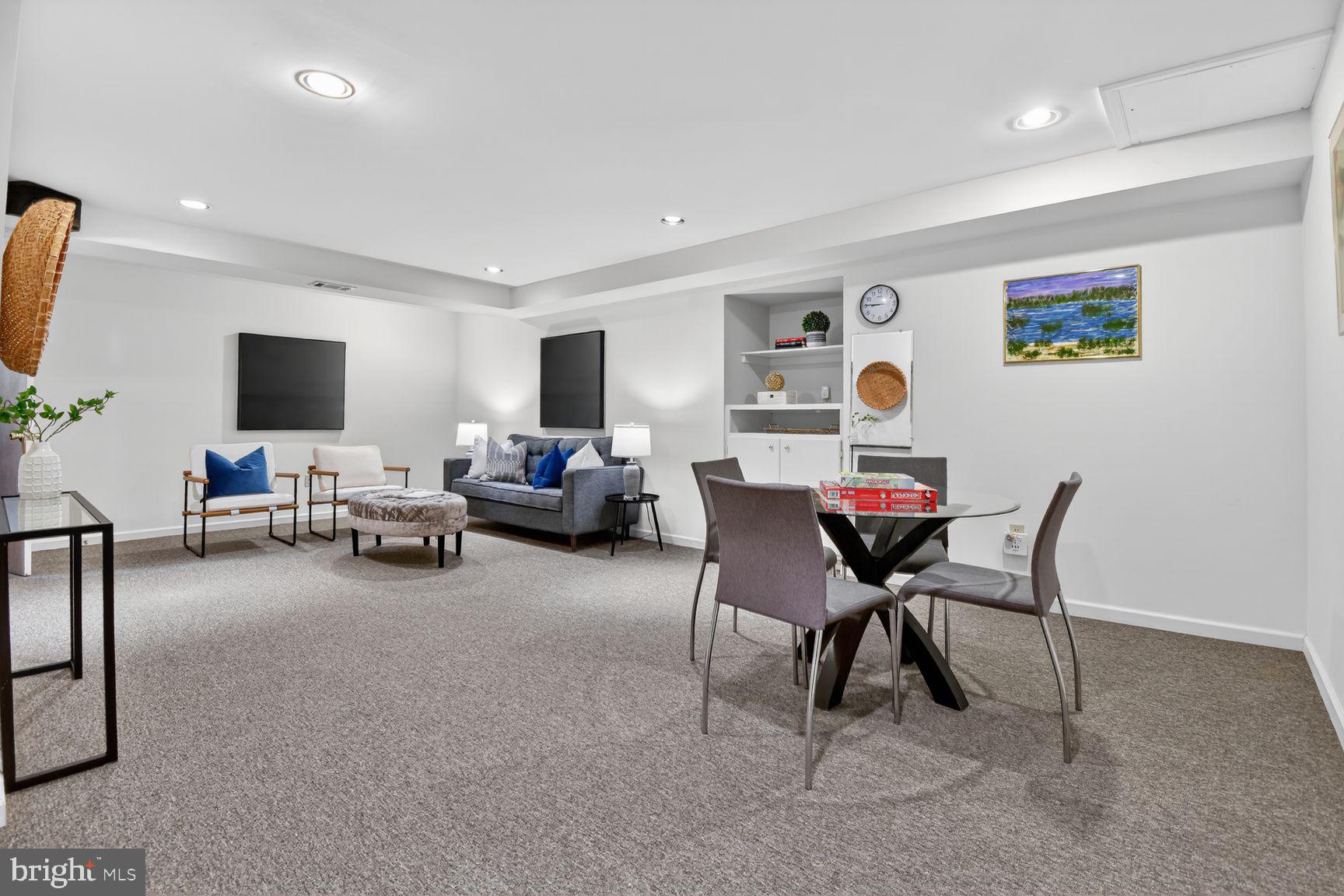 INVERNESS FOREST - Residential