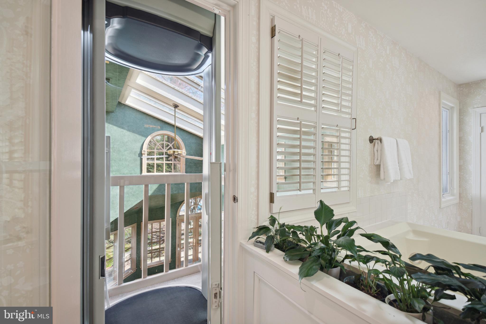 SUMMERWOOD - Residential