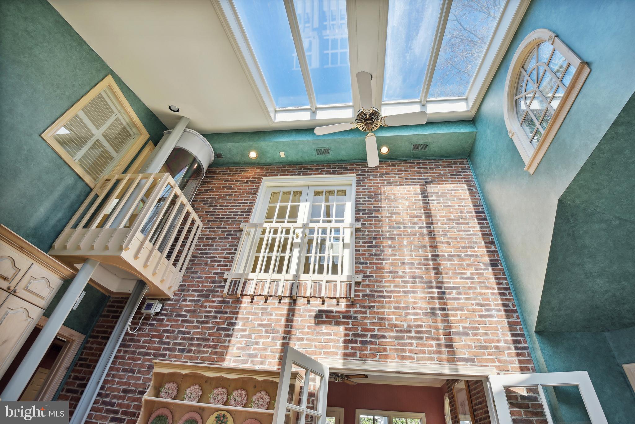 SUMMERWOOD - Residential