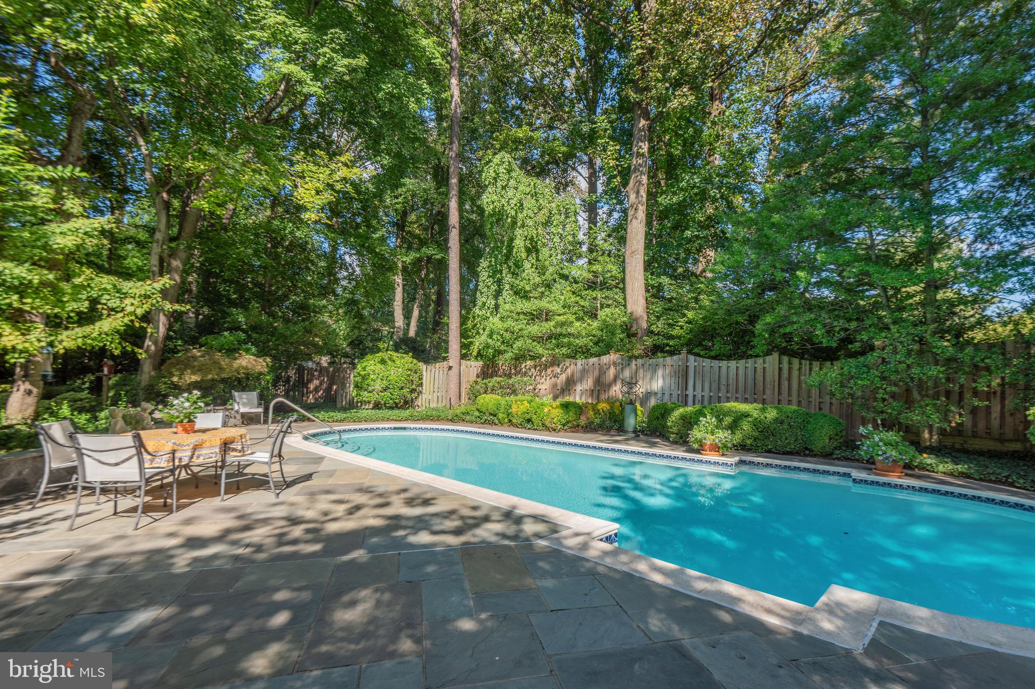 SUMMERWOOD - Residential