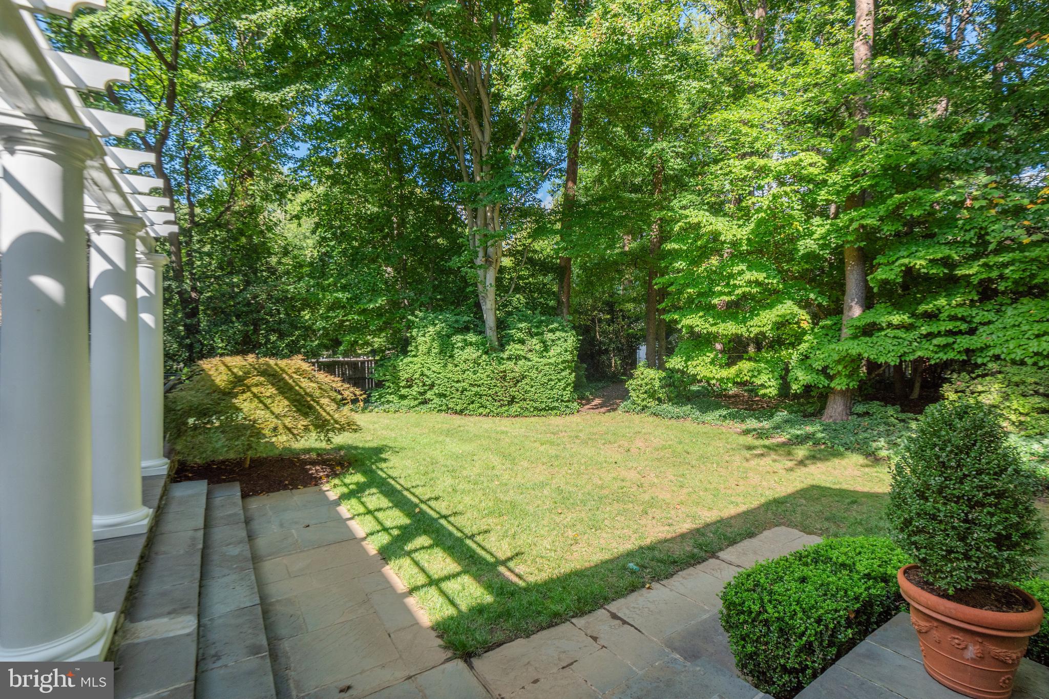 SUMMERWOOD - Residential
