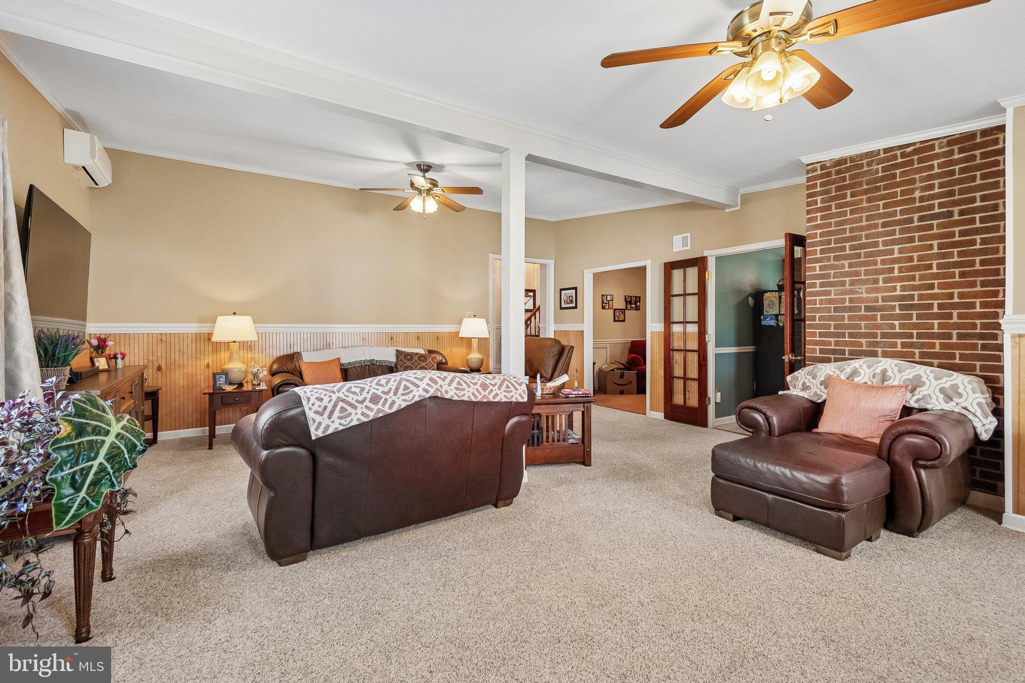 POINTER RIDGE - Residential