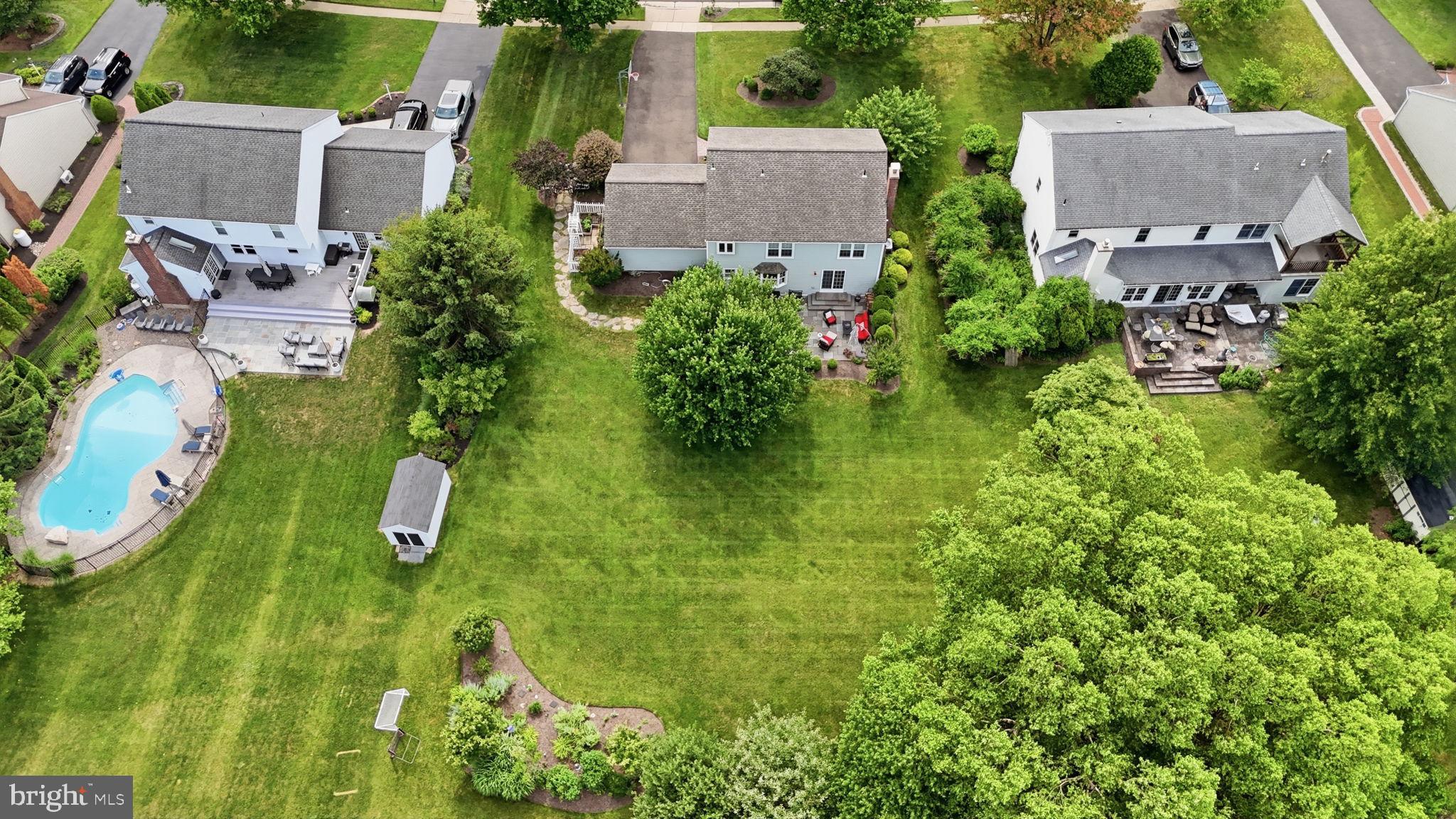 WOODS OF SAXONY - Residential
