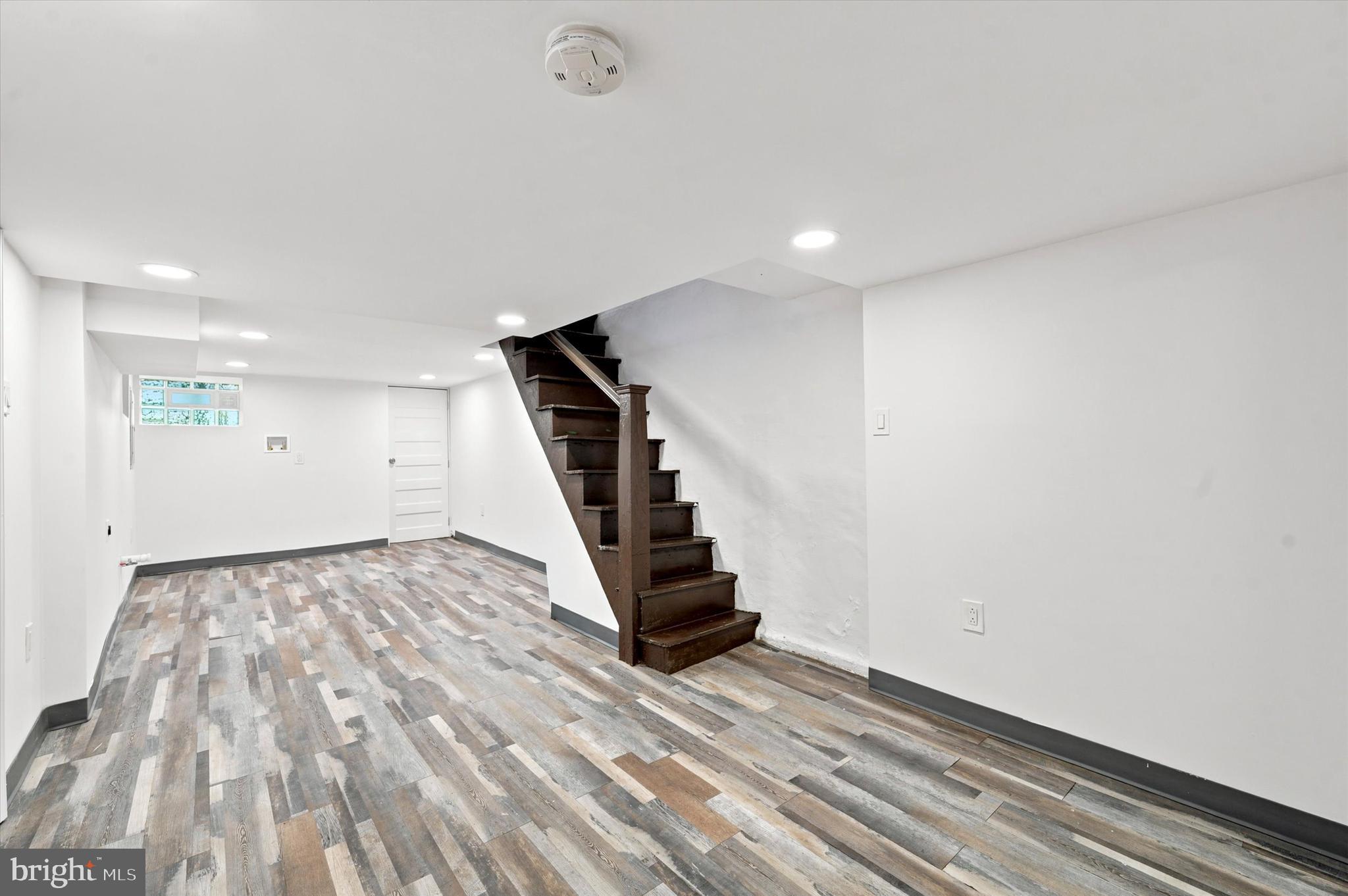 LOGAN - Residential
