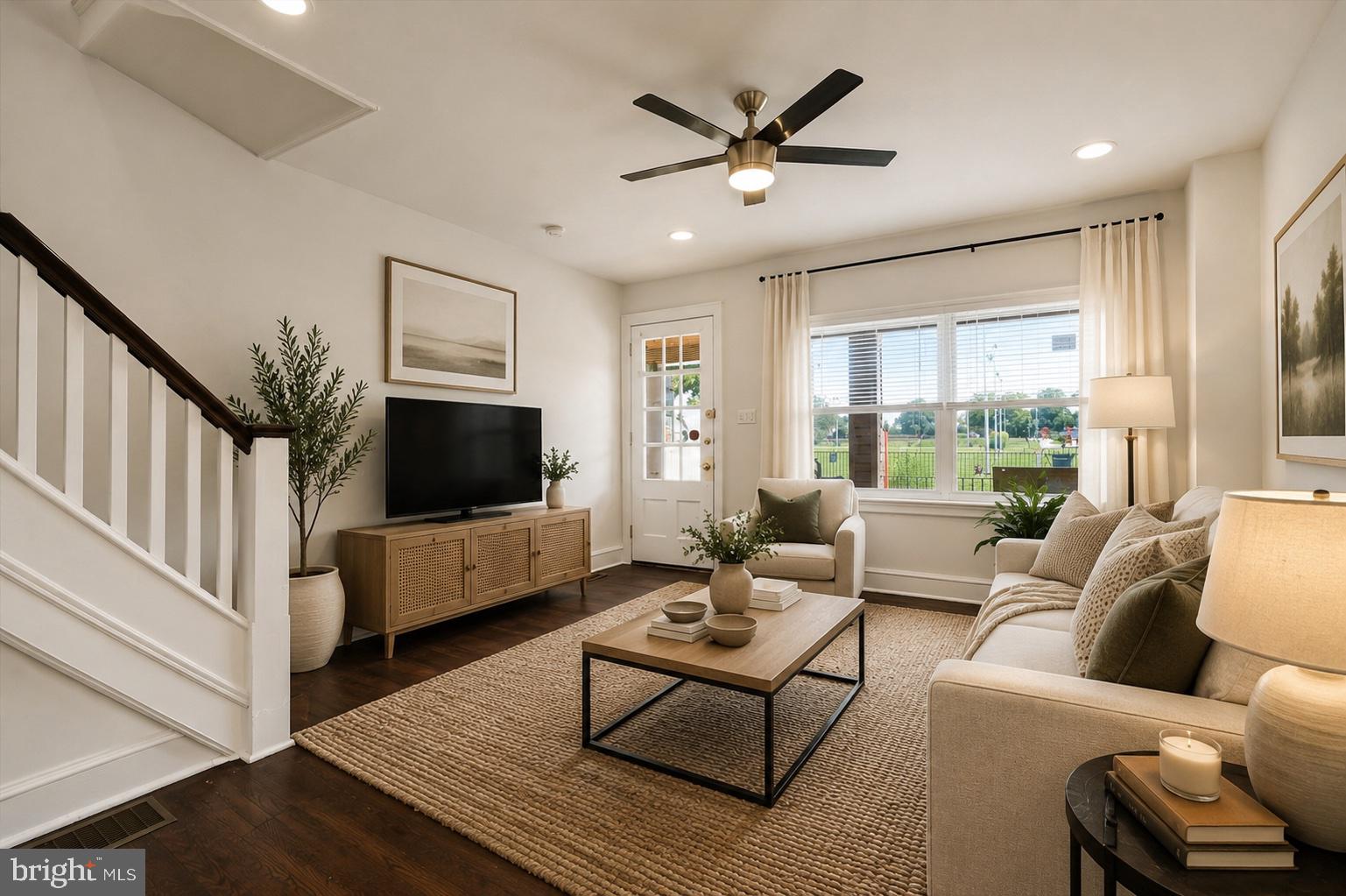 LOGAN - Residential