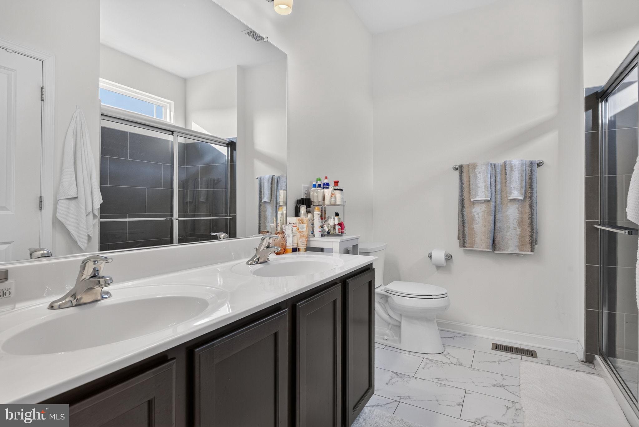 LEXINGTON ESTATES - Residential
