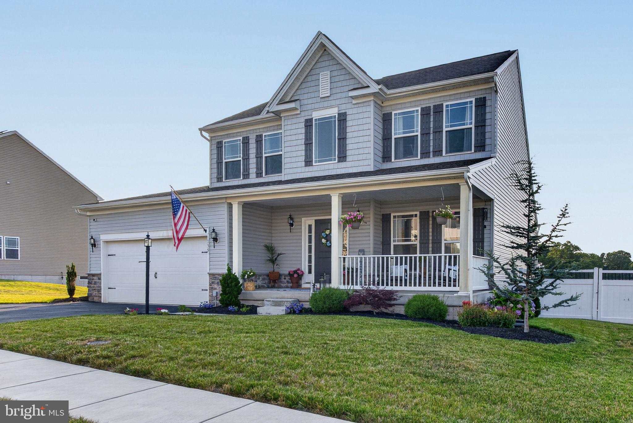 LEXINGTON ESTATES - Residential