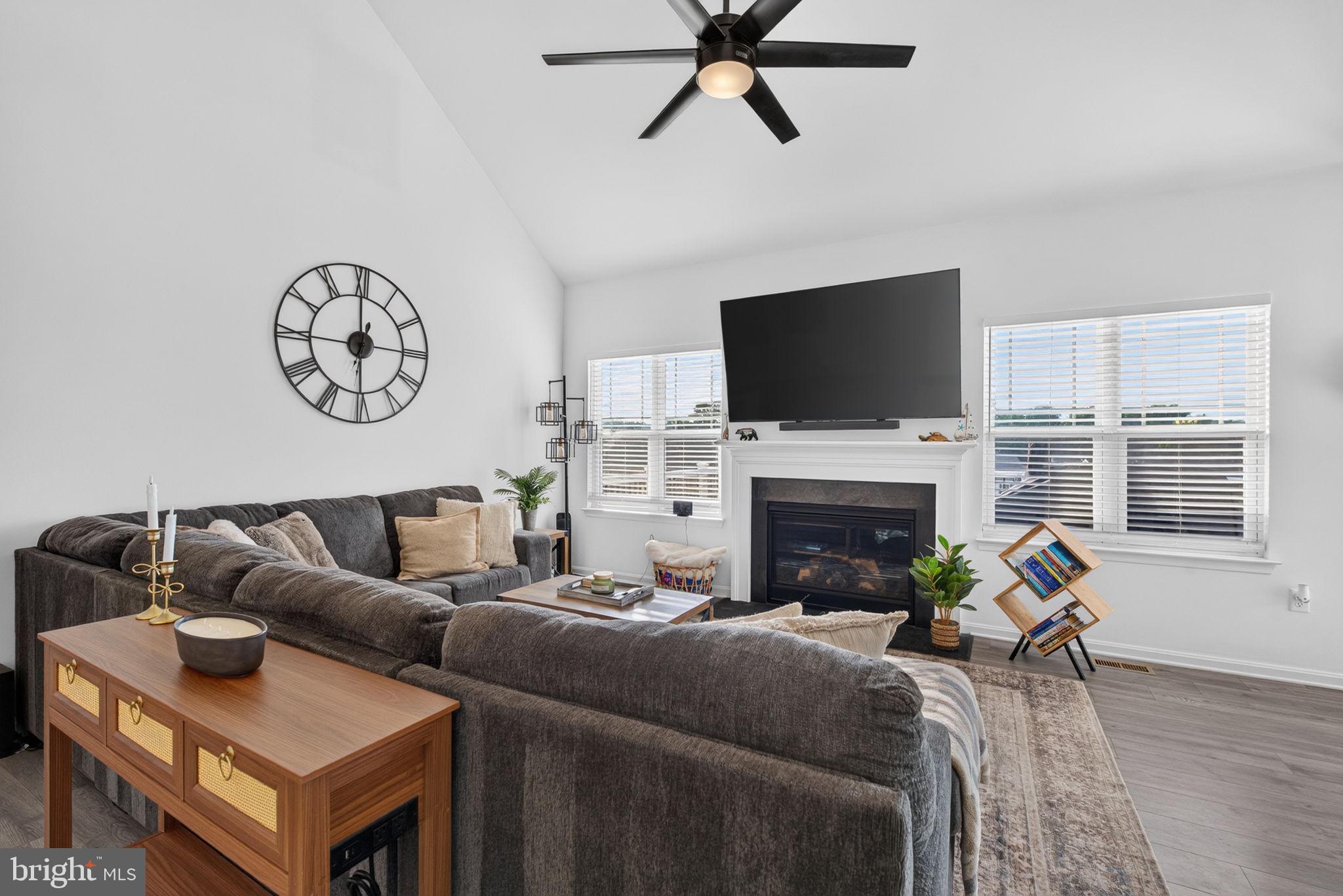 LEXINGTON ESTATES - Residential