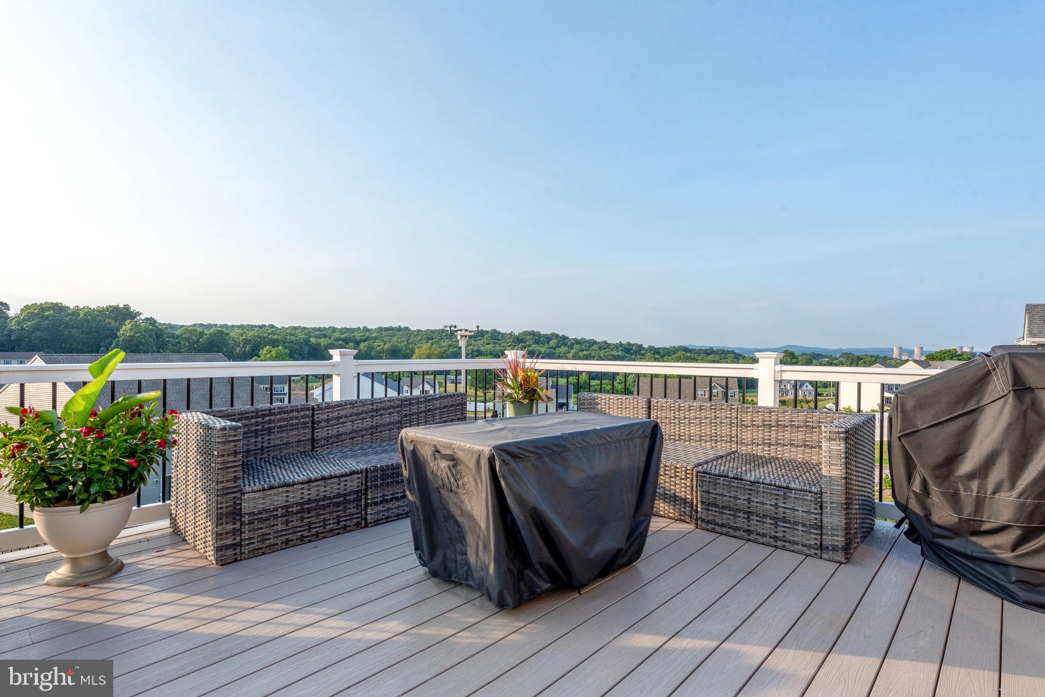 LEXINGTON ESTATES - Residential