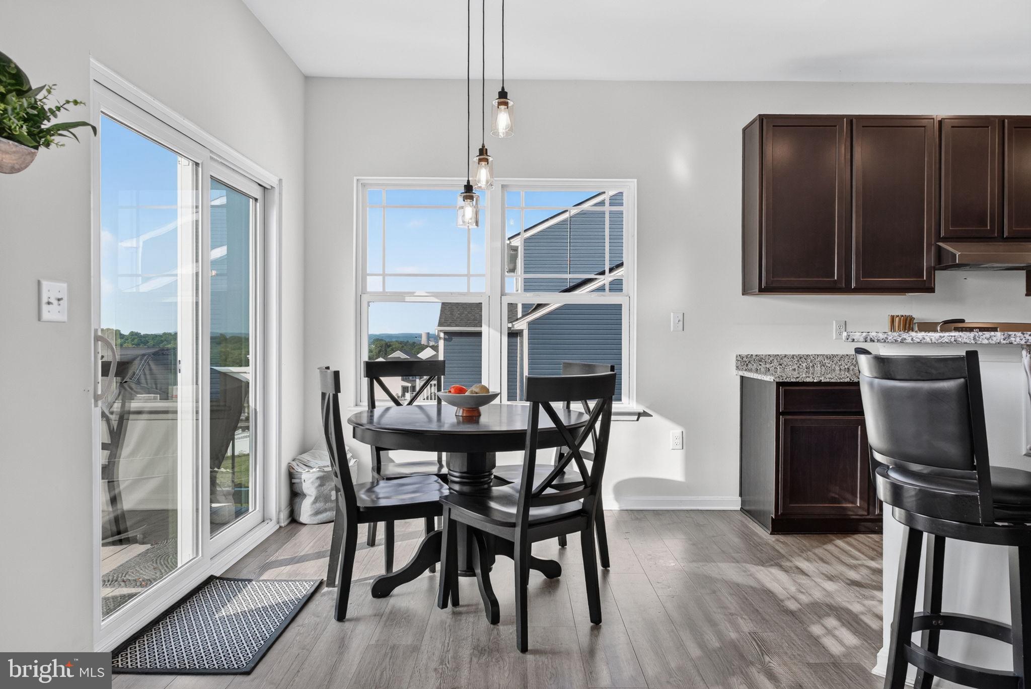 LEXINGTON ESTATES - Residential