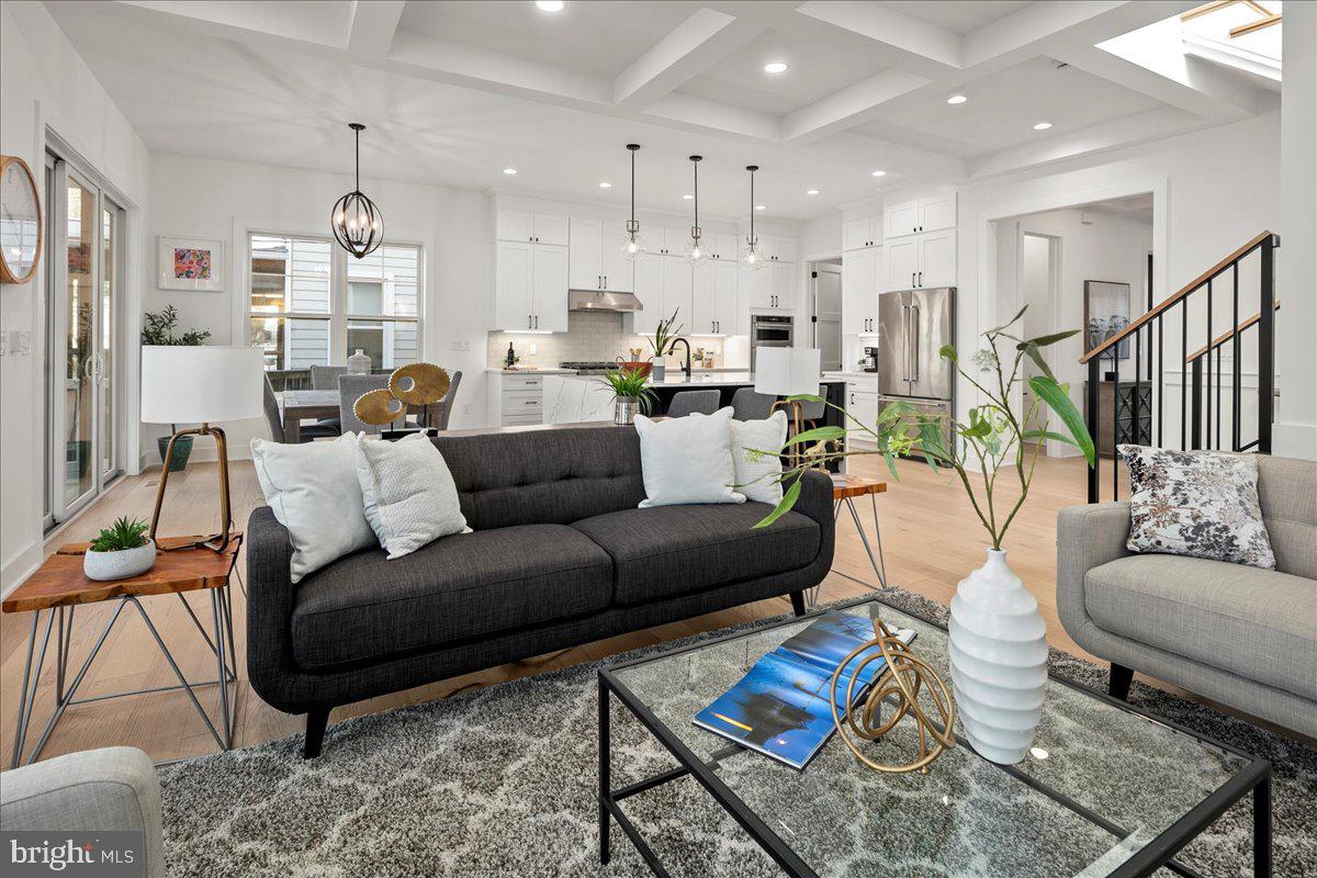 WAYCROFT - WOODLAWN - Residential