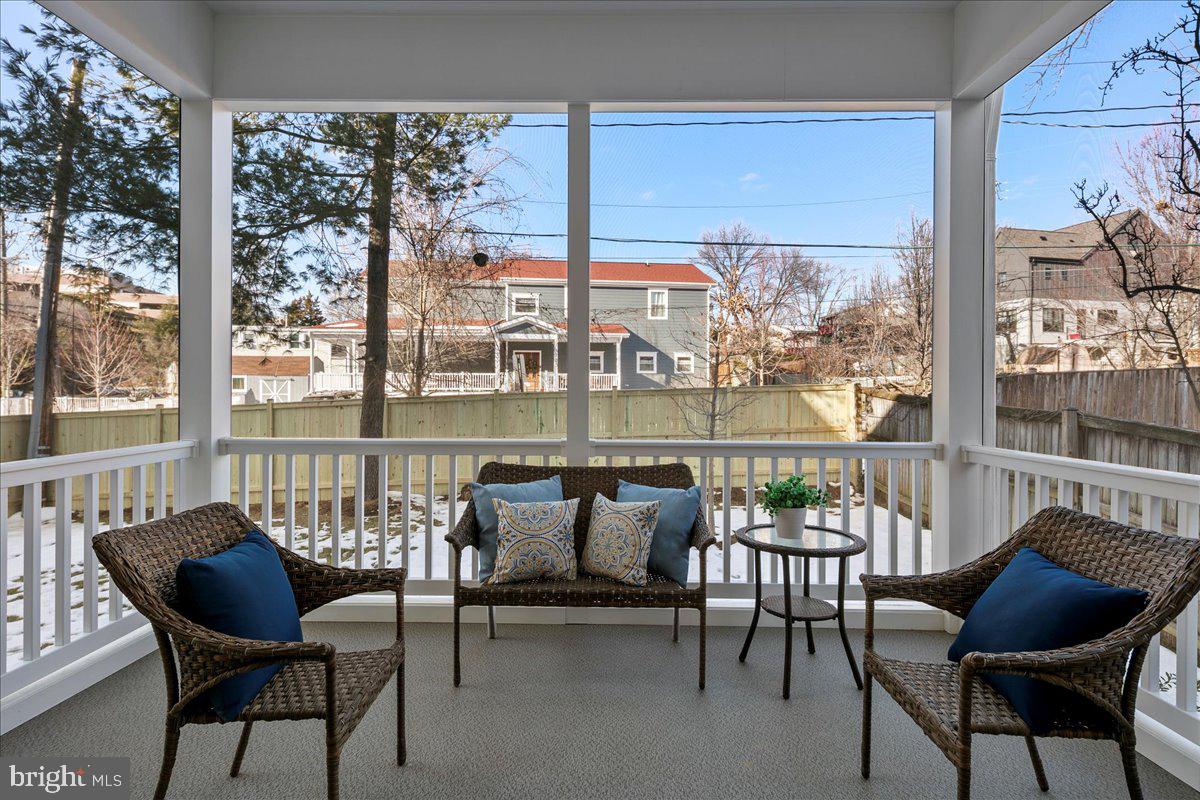 WAYCROFT - WOODLAWN - Residential