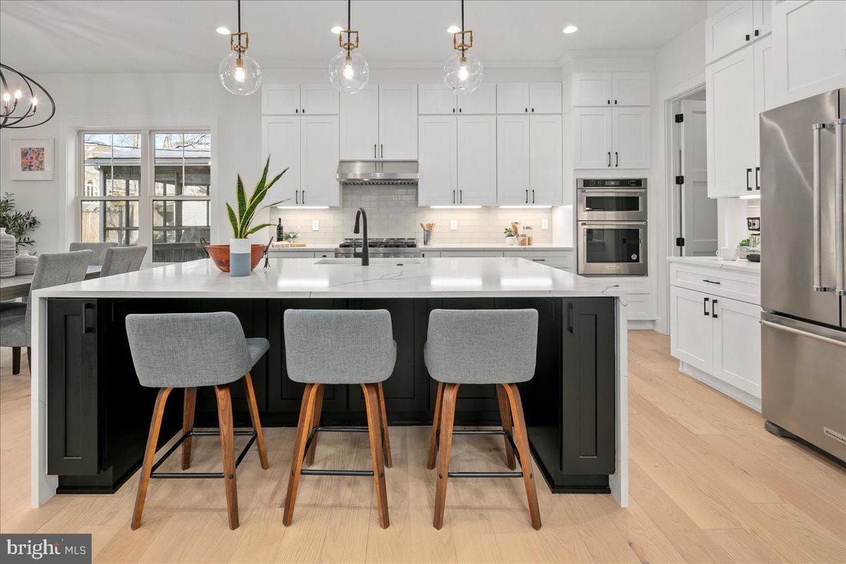 WAYCROFT - WOODLAWN - Residential