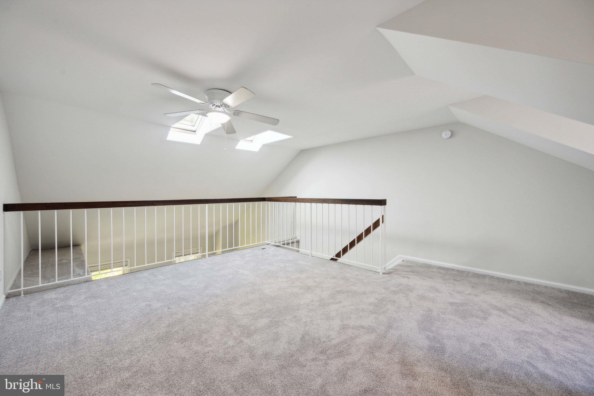 GREENCASTLE MANOR - Residential