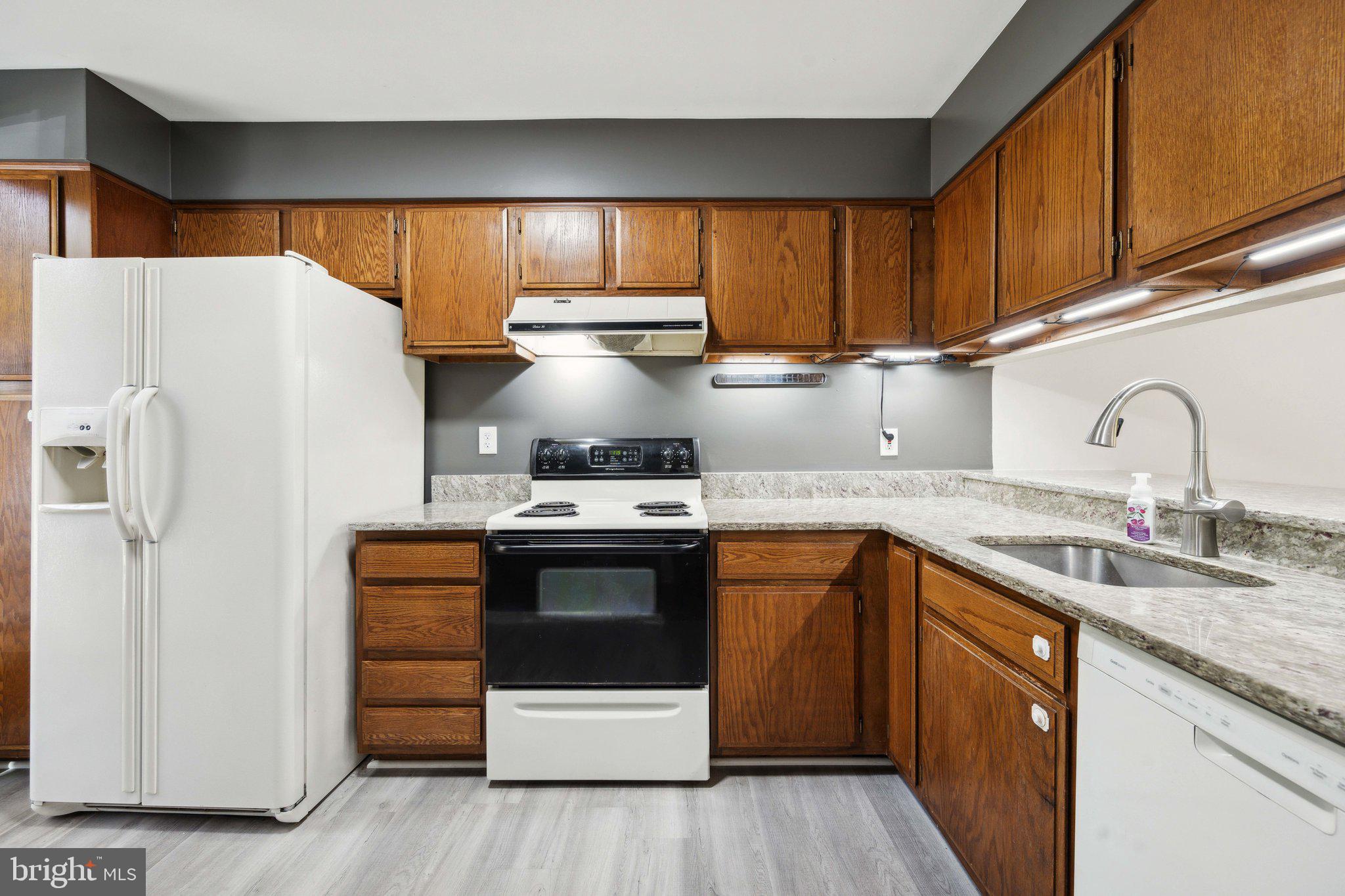GREENCASTLE MANOR - Residential