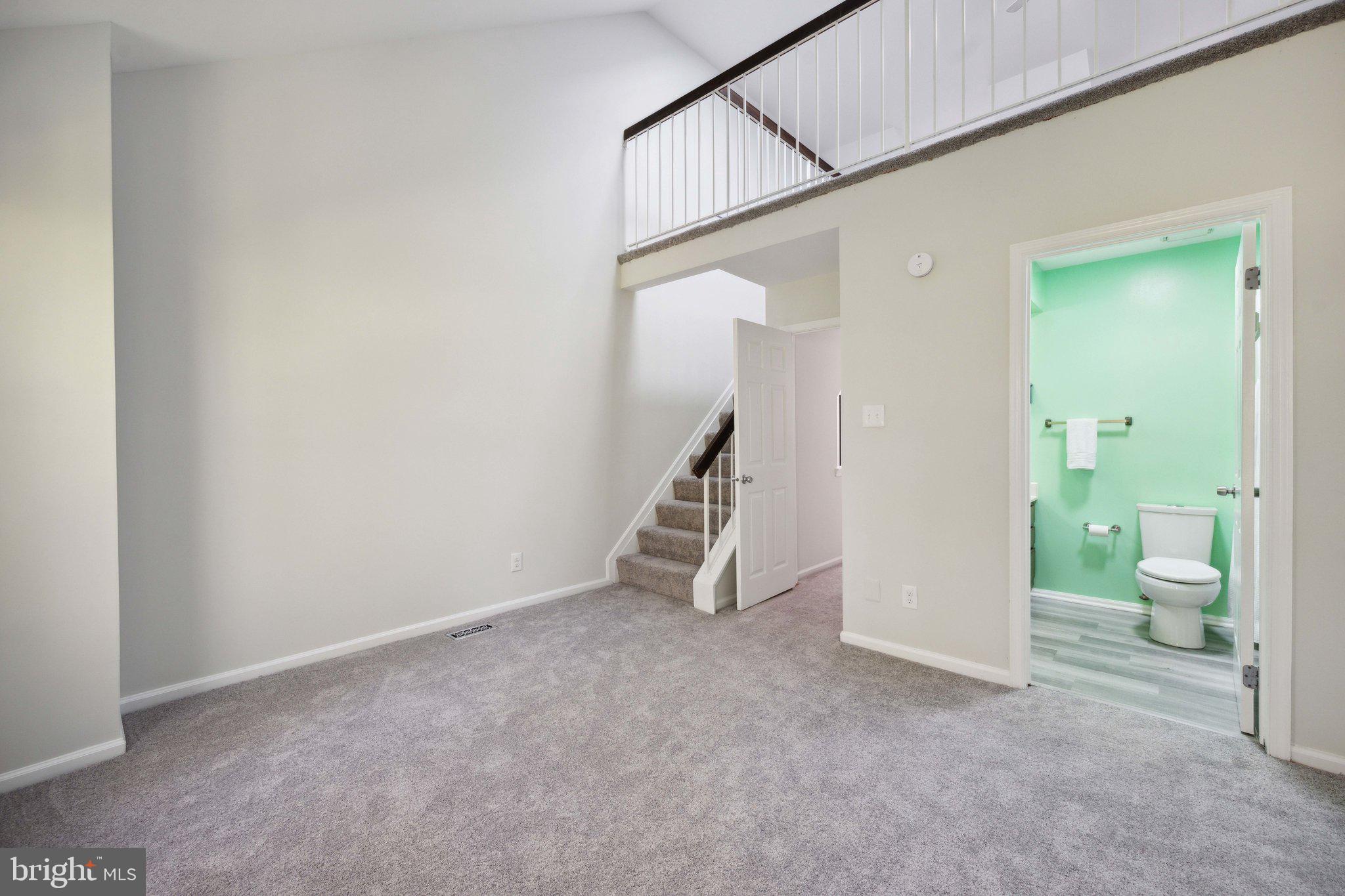 GREENCASTLE MANOR - Residential