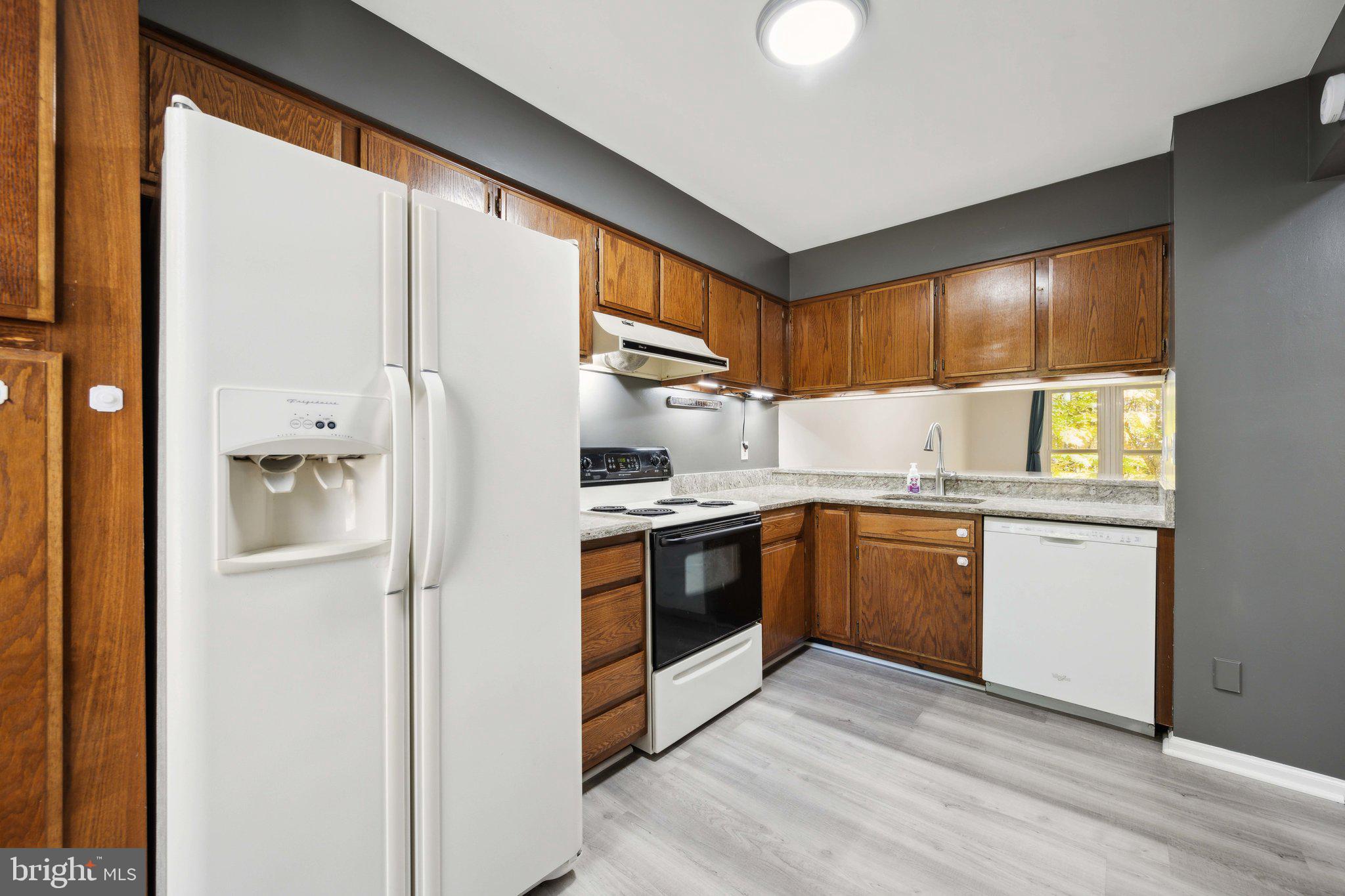 GREENCASTLE MANOR - Residential