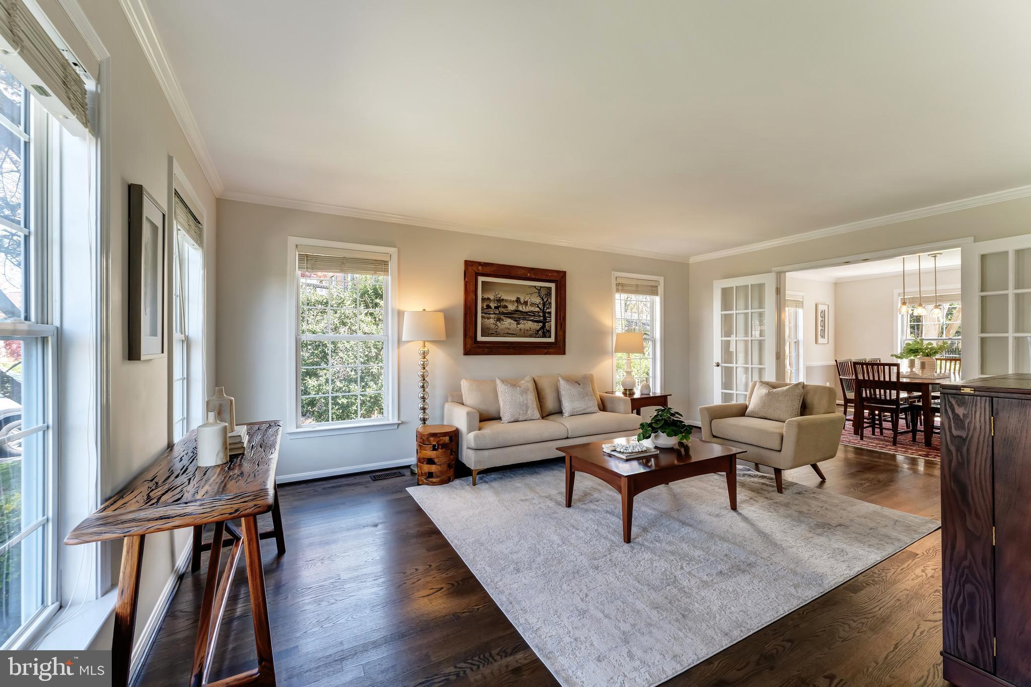 MEADOW HALL - Residential