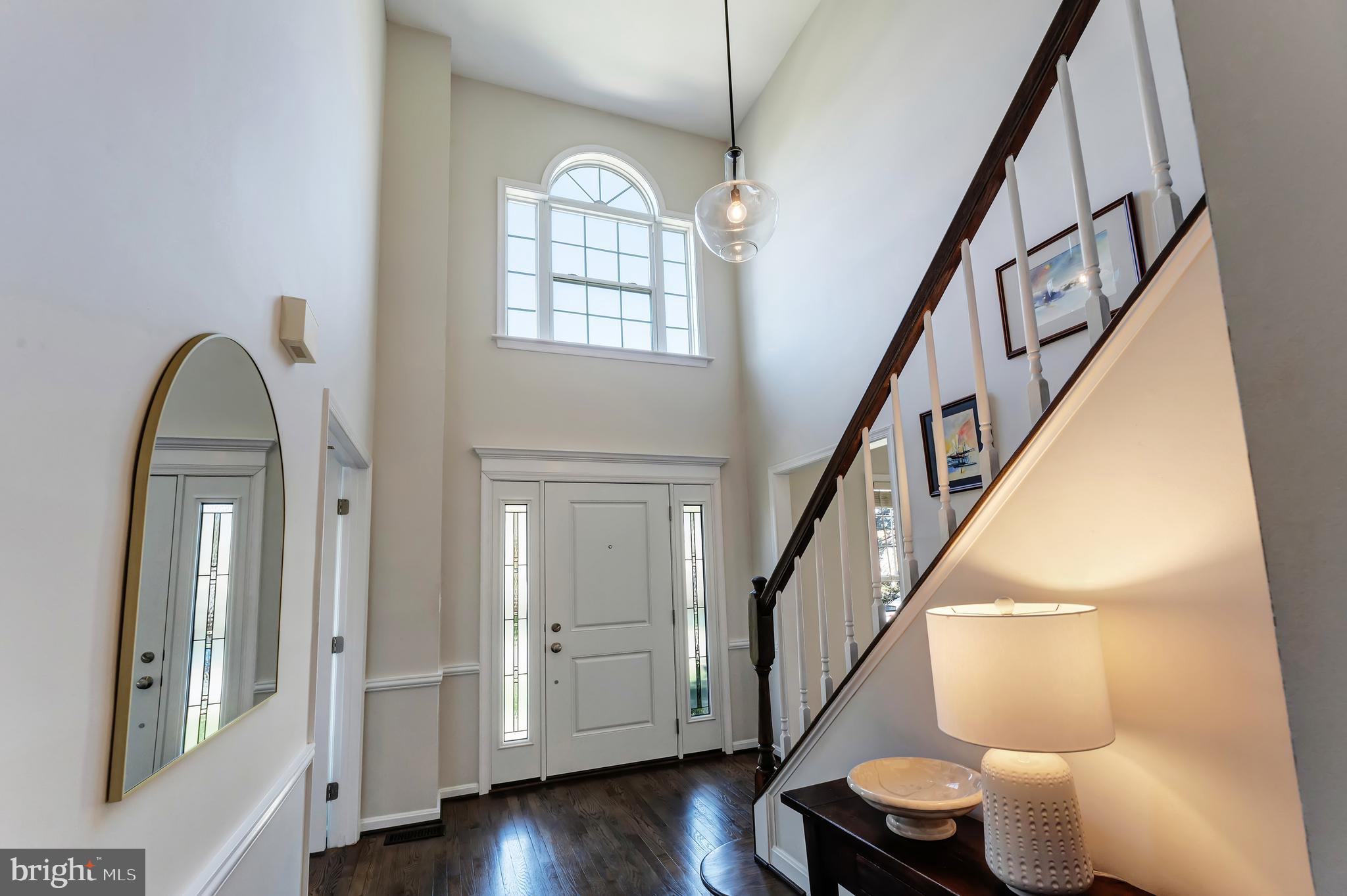 MEADOW HALL - Residential
