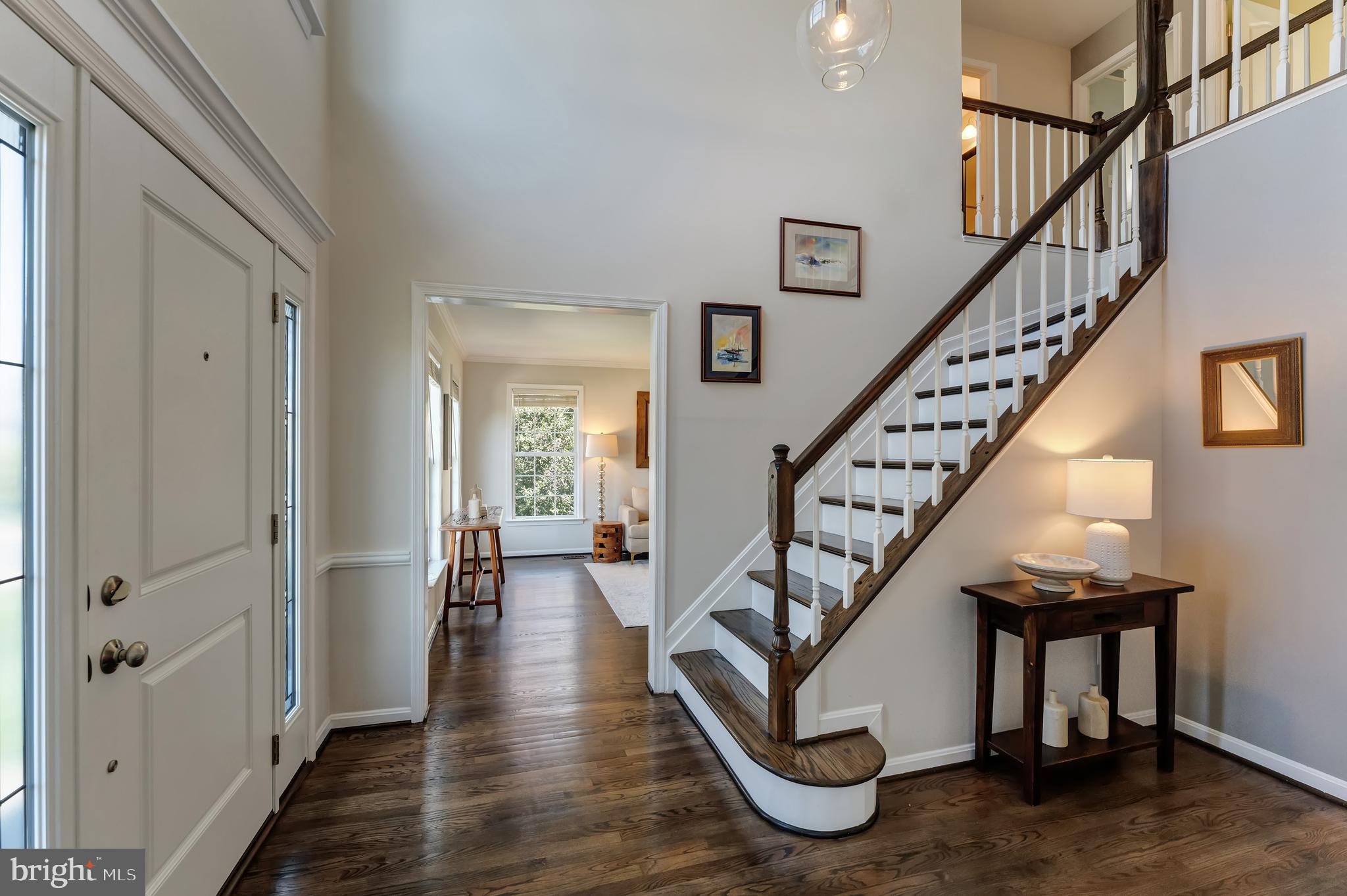 MEADOW HALL - Residential