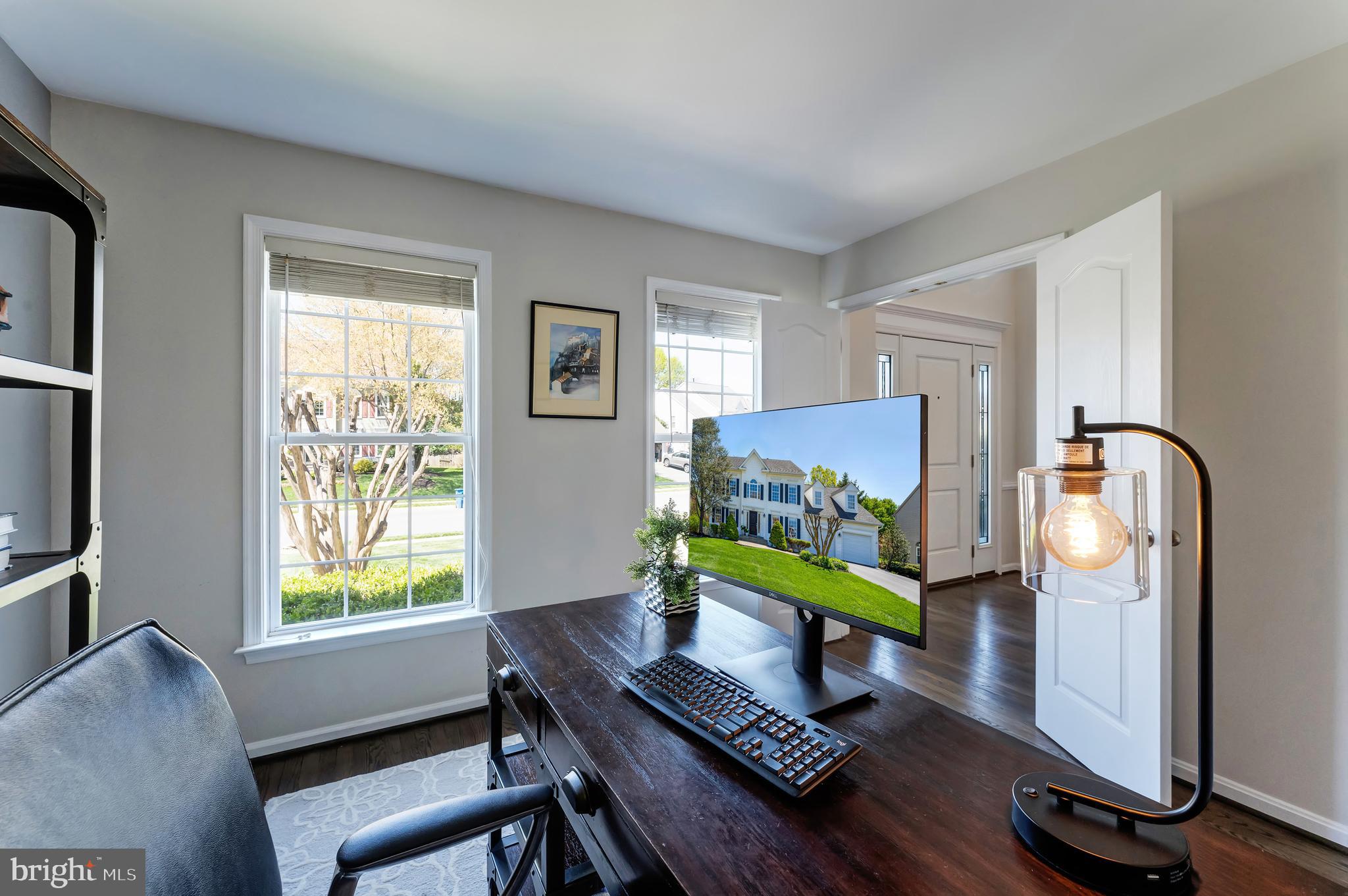 MEADOW HALL - Residential