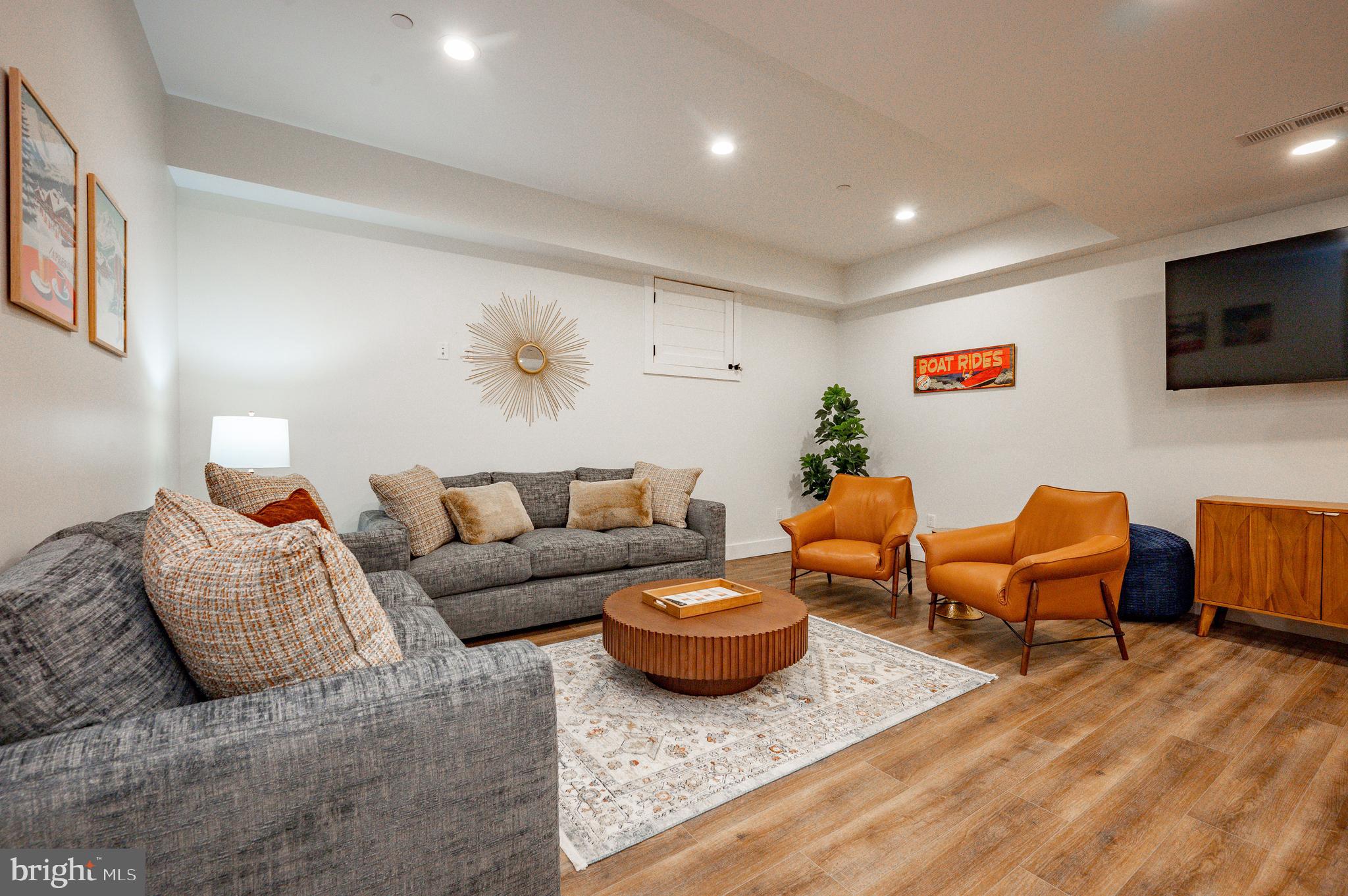 LODESTONE SUB - Residential