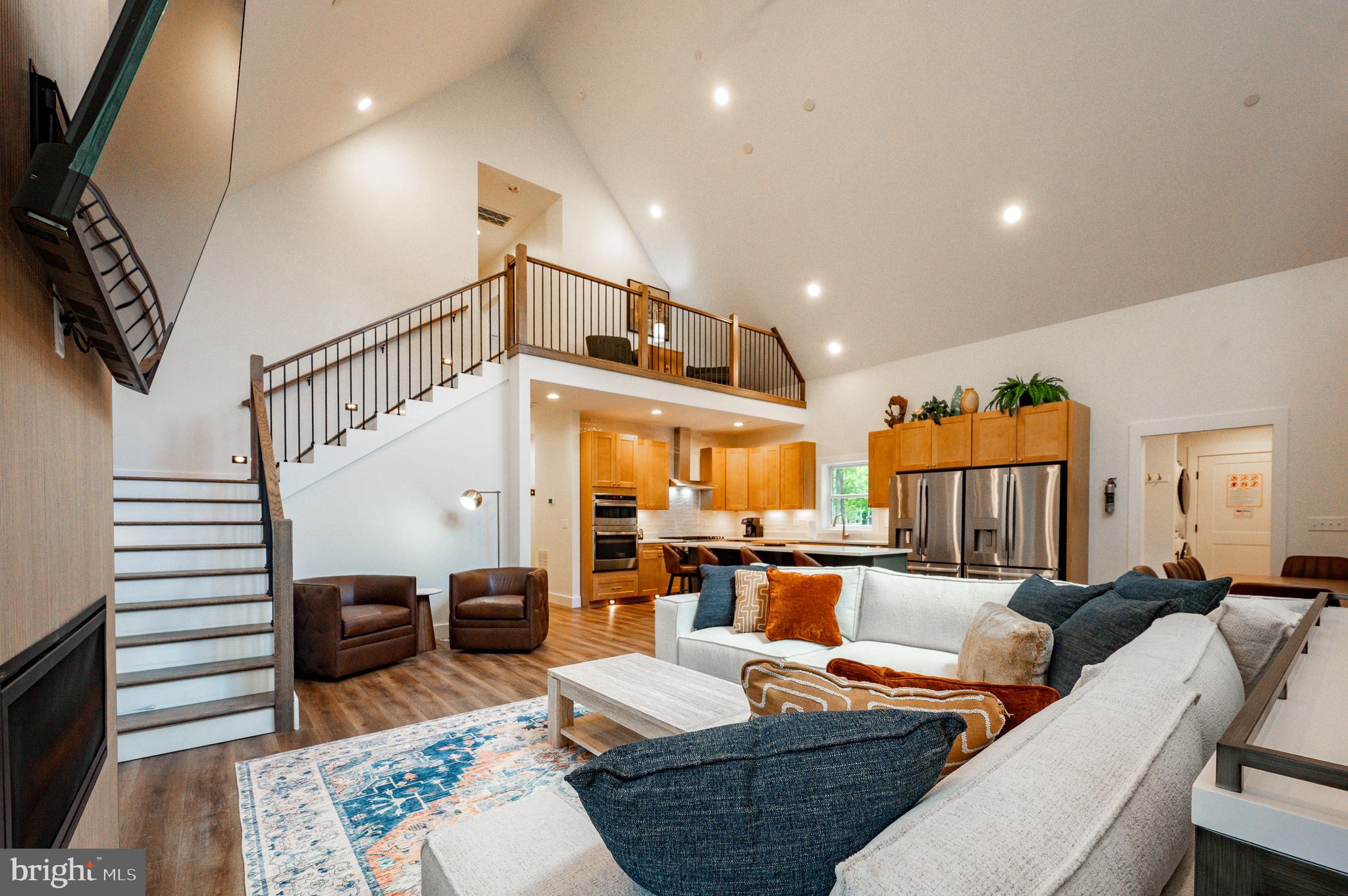 LODESTONE SUB - Residential