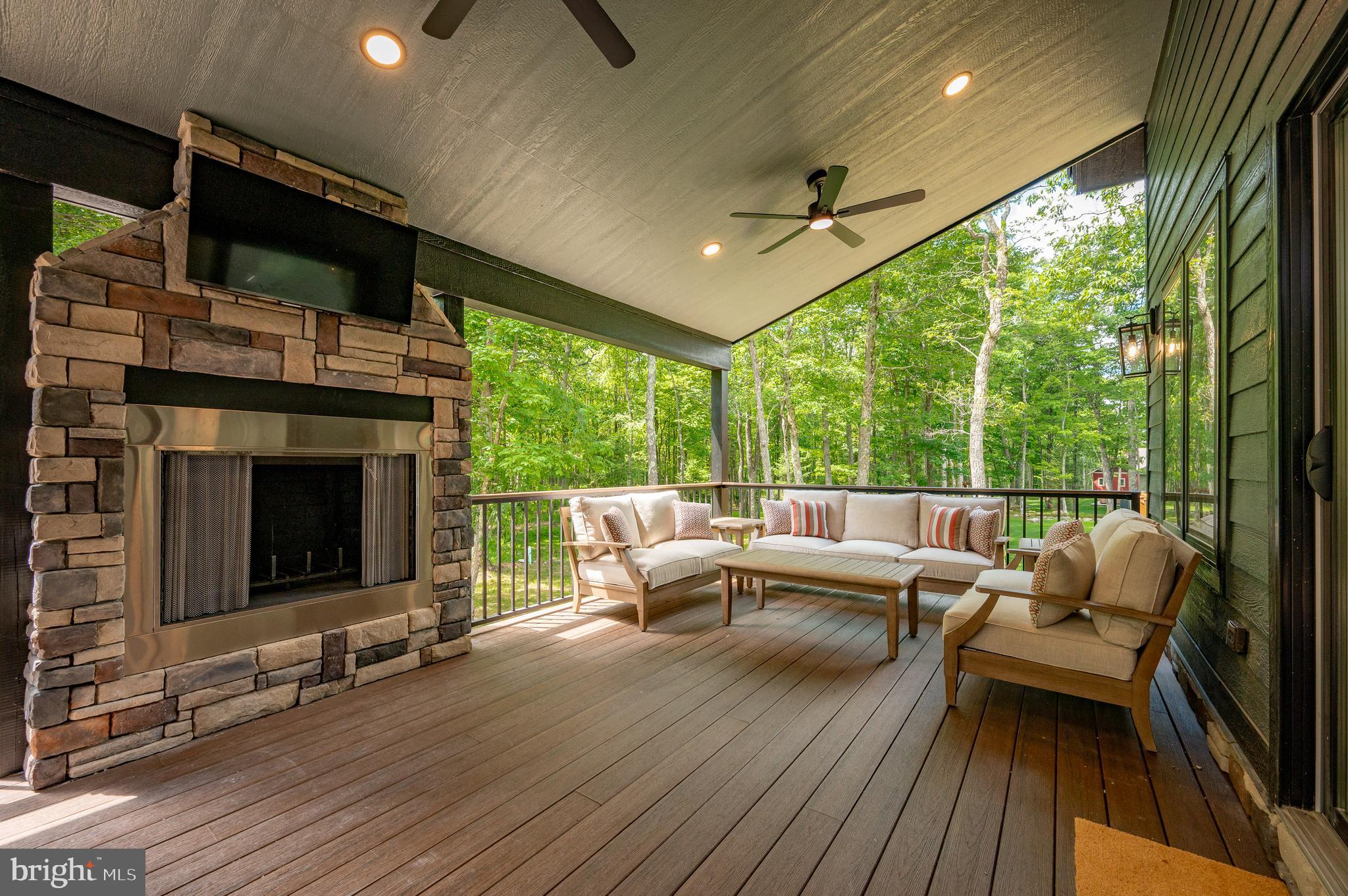 LODESTONE SUB - Residential