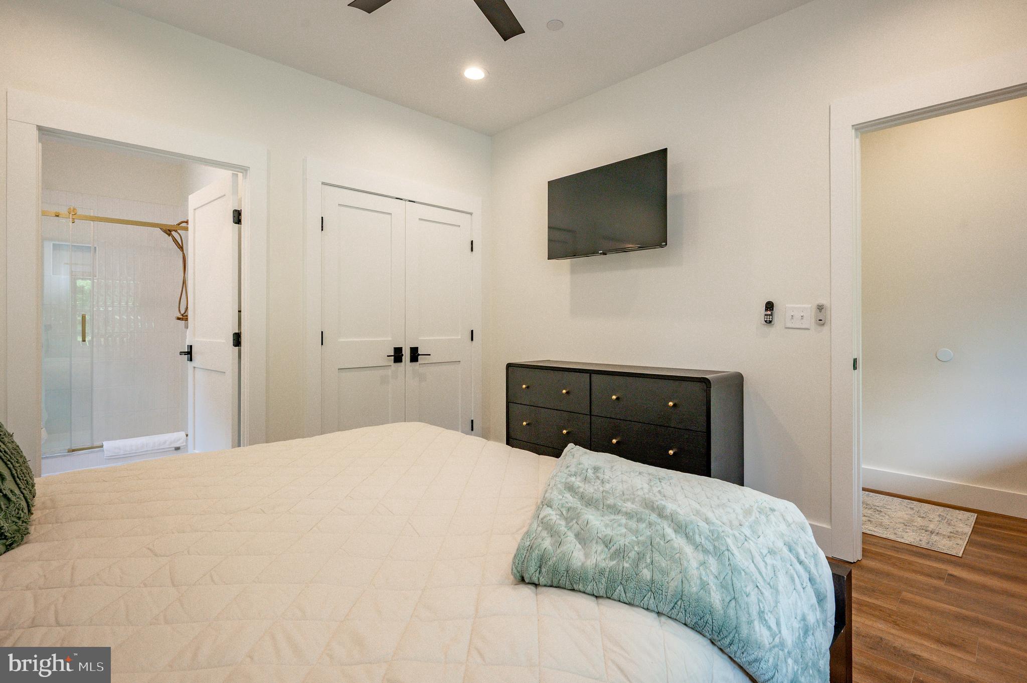 LODESTONE SUB - Residential