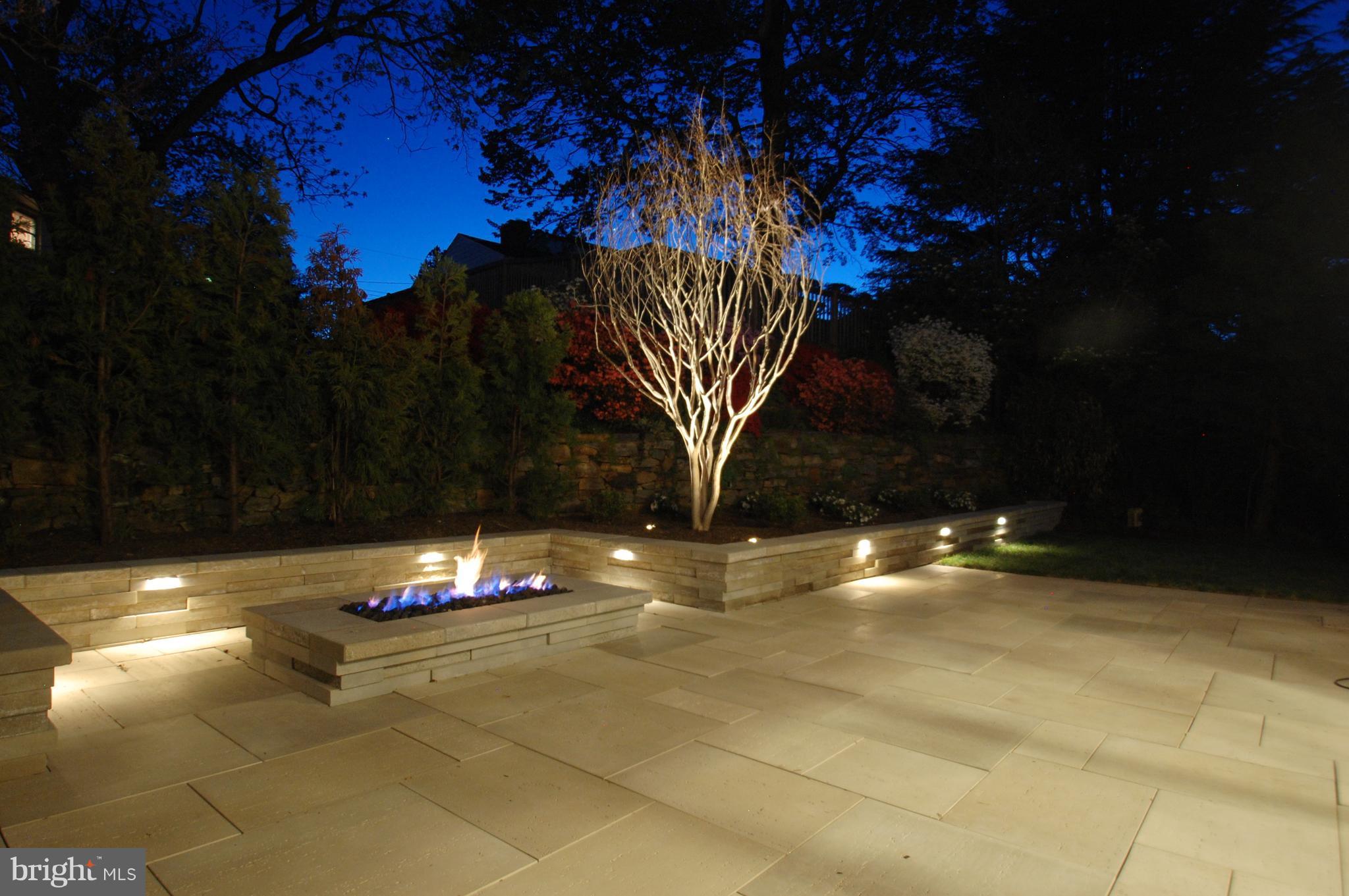 RIVERCREST - Residential