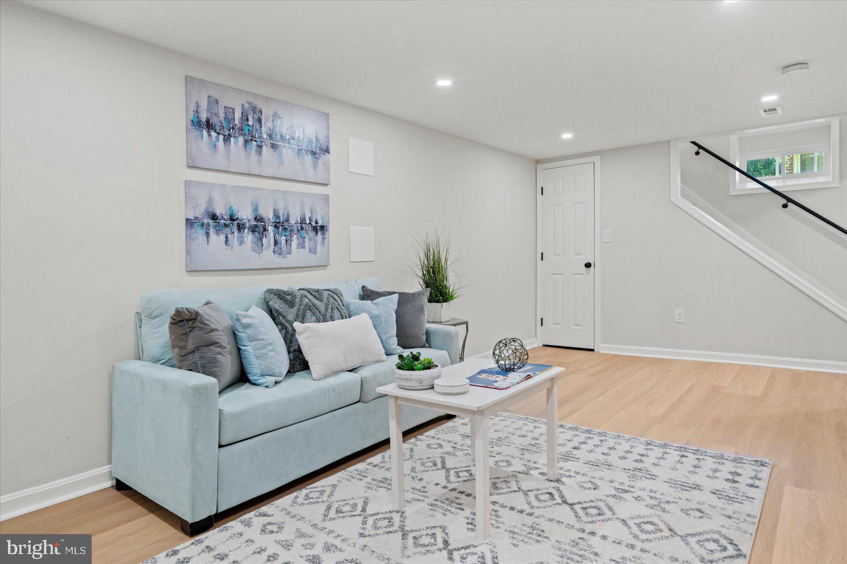PARKVILLE - Residential
