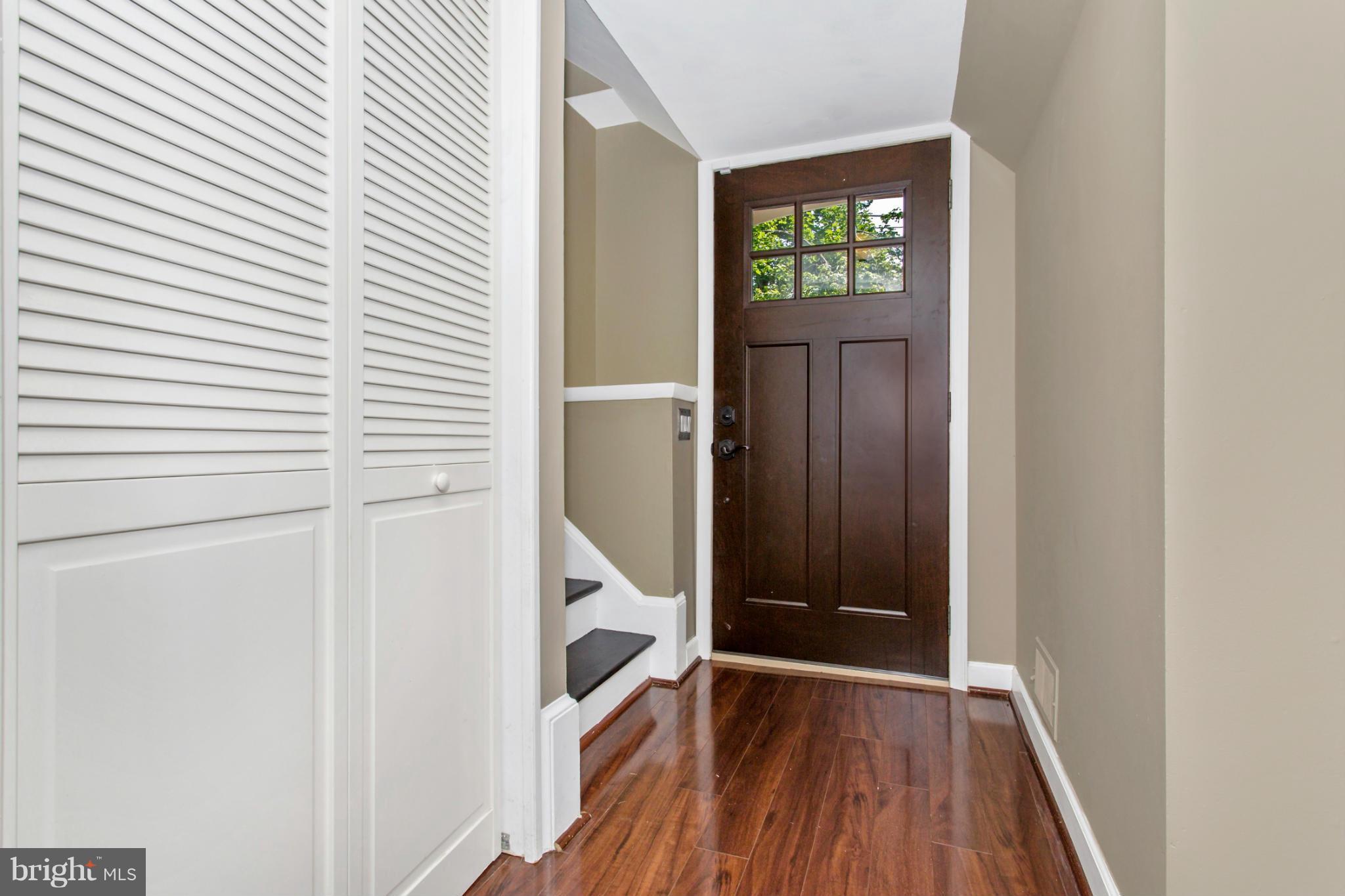 BREEWOOD MANOR - Residential